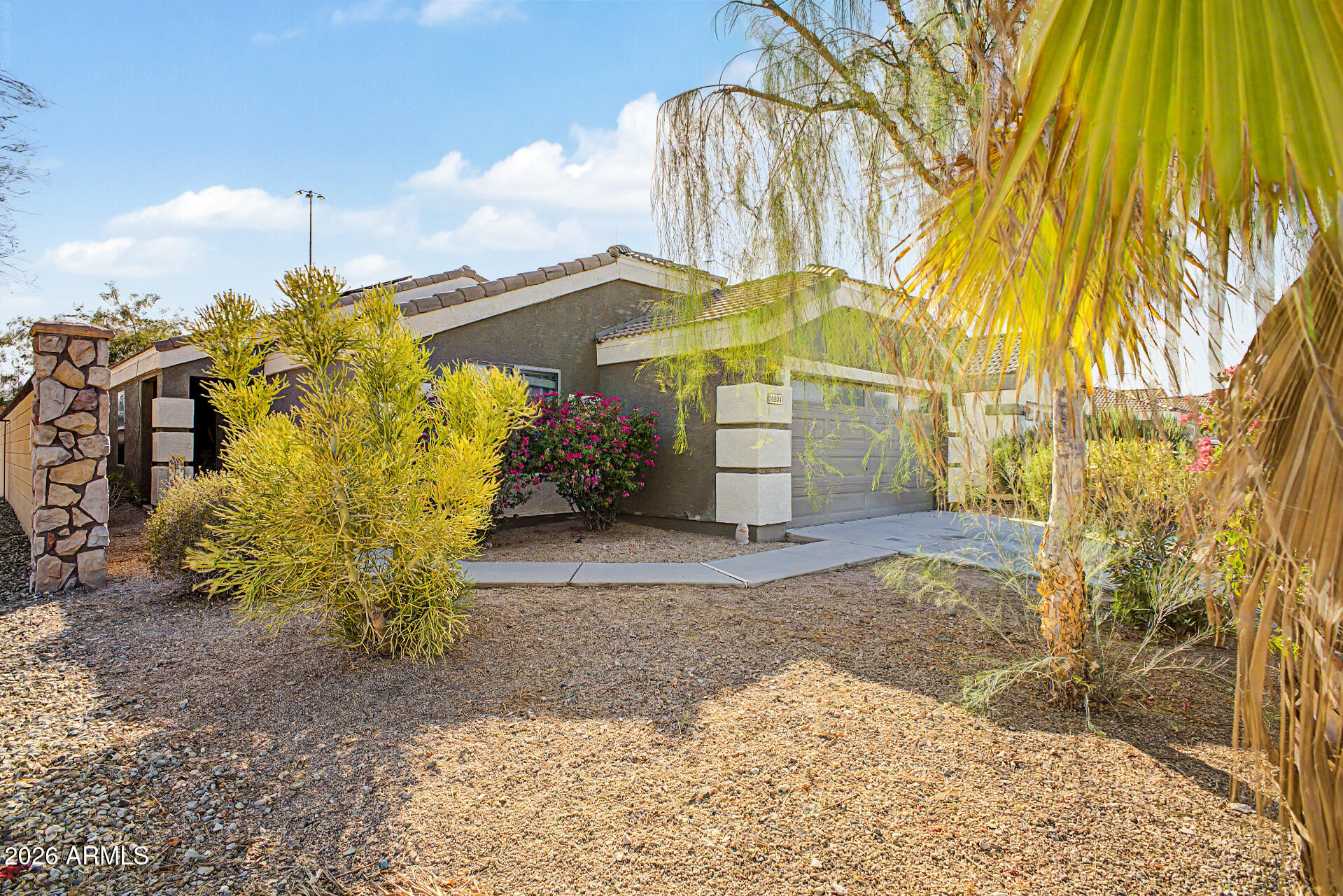 14804 N el Frio Street — photo