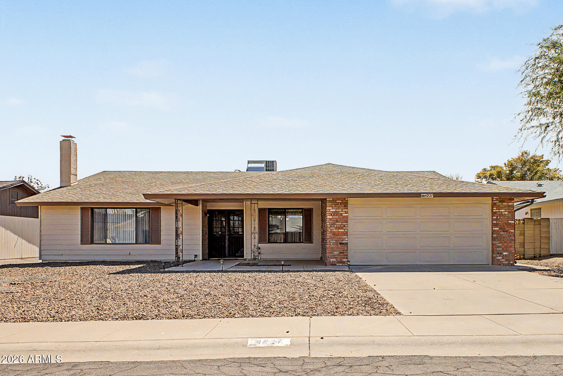 4827 E Paiute Street — photo