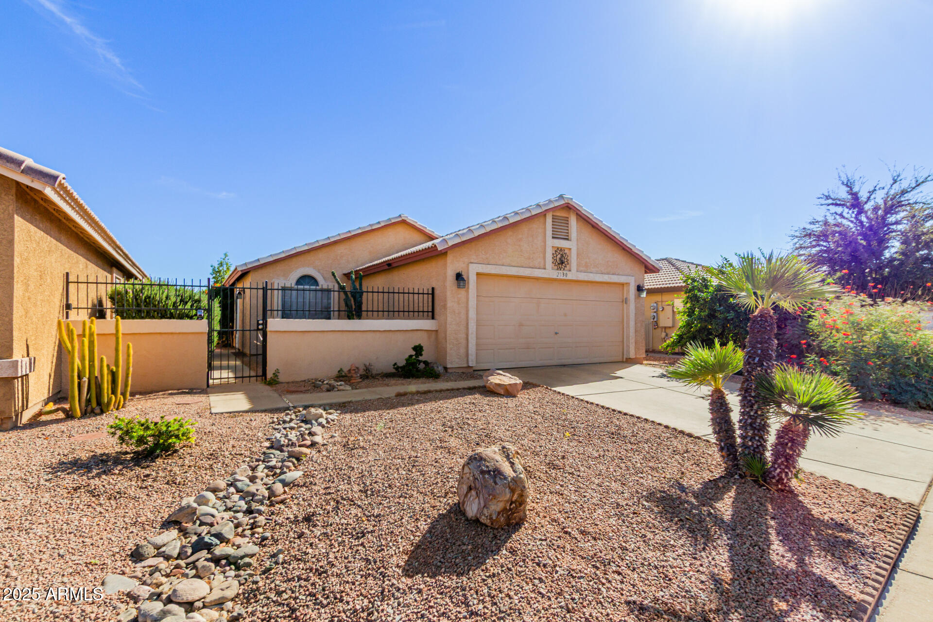 2130 N Sweetwater Drive — photo