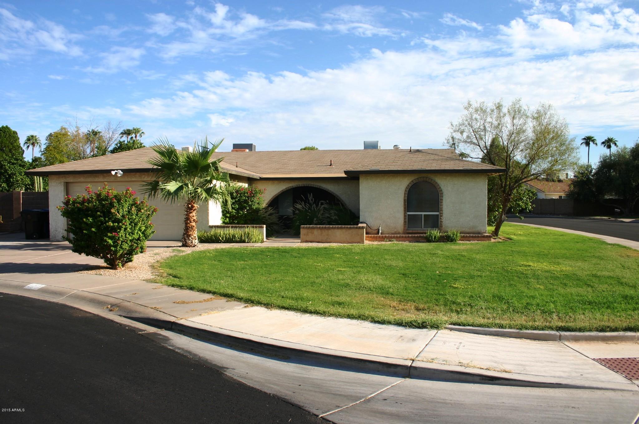 2217 S Las Flores — photo