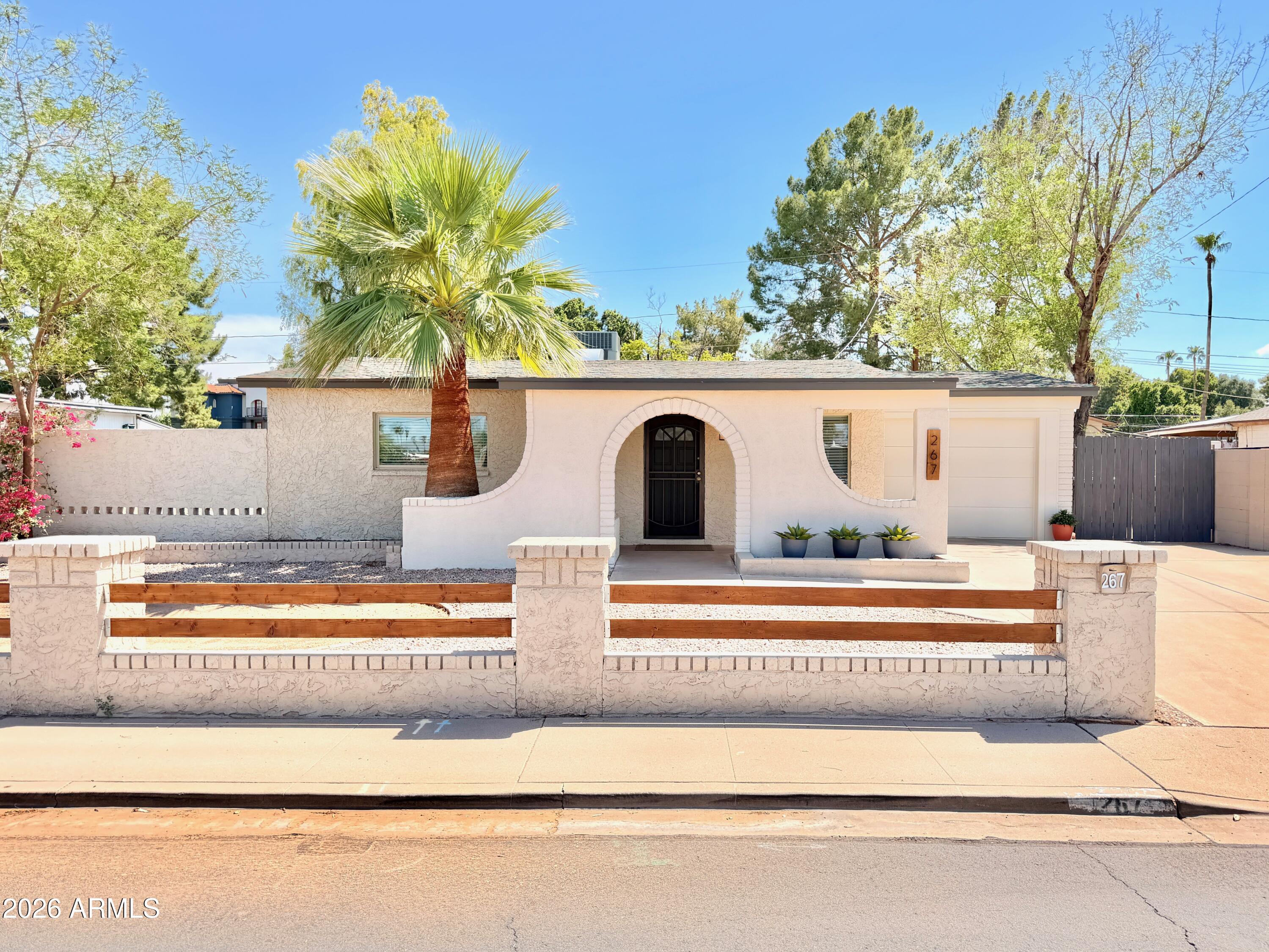 267 W Hillside Street — photo
