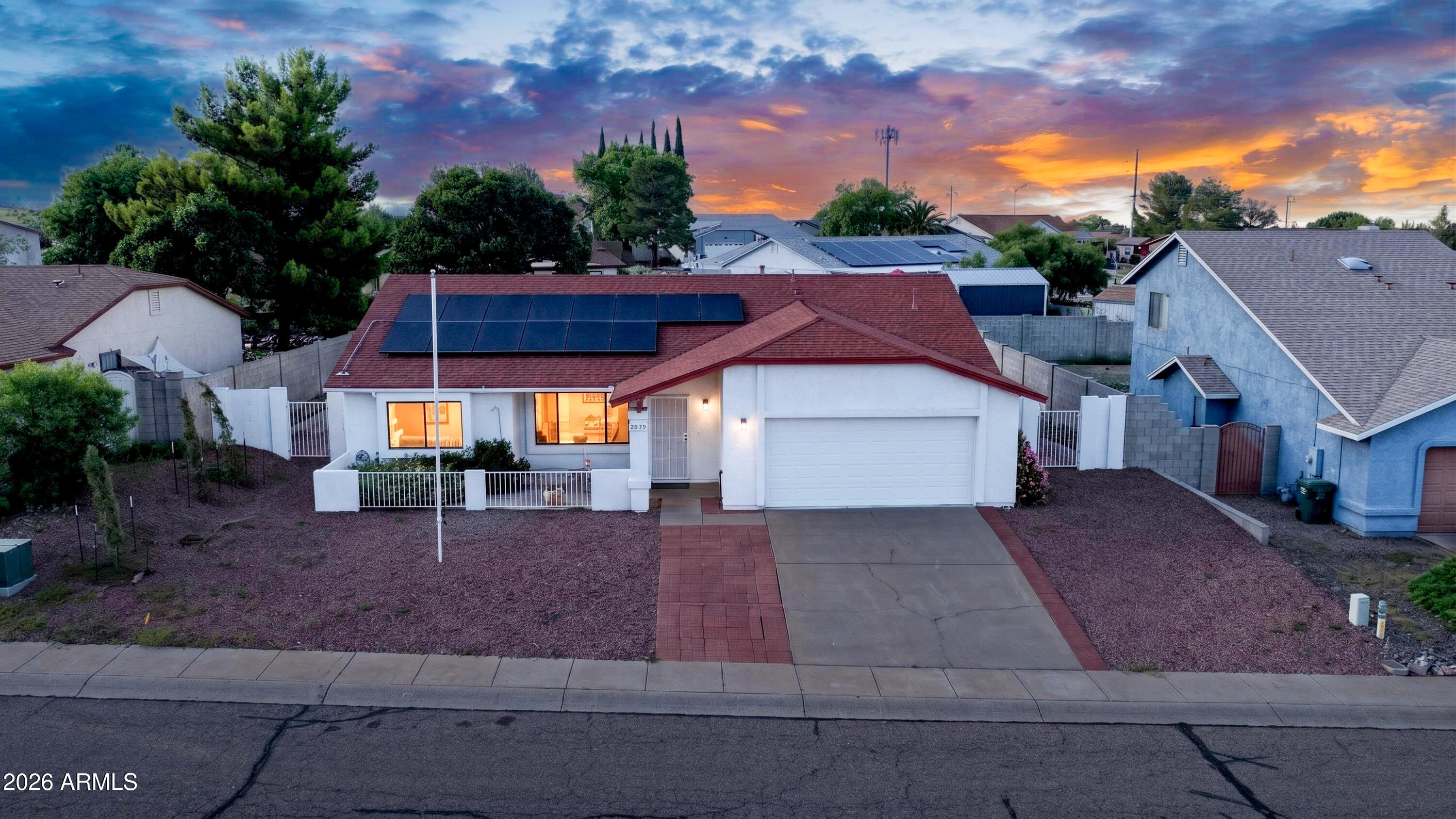 2579 Canyon Crest Street — photo