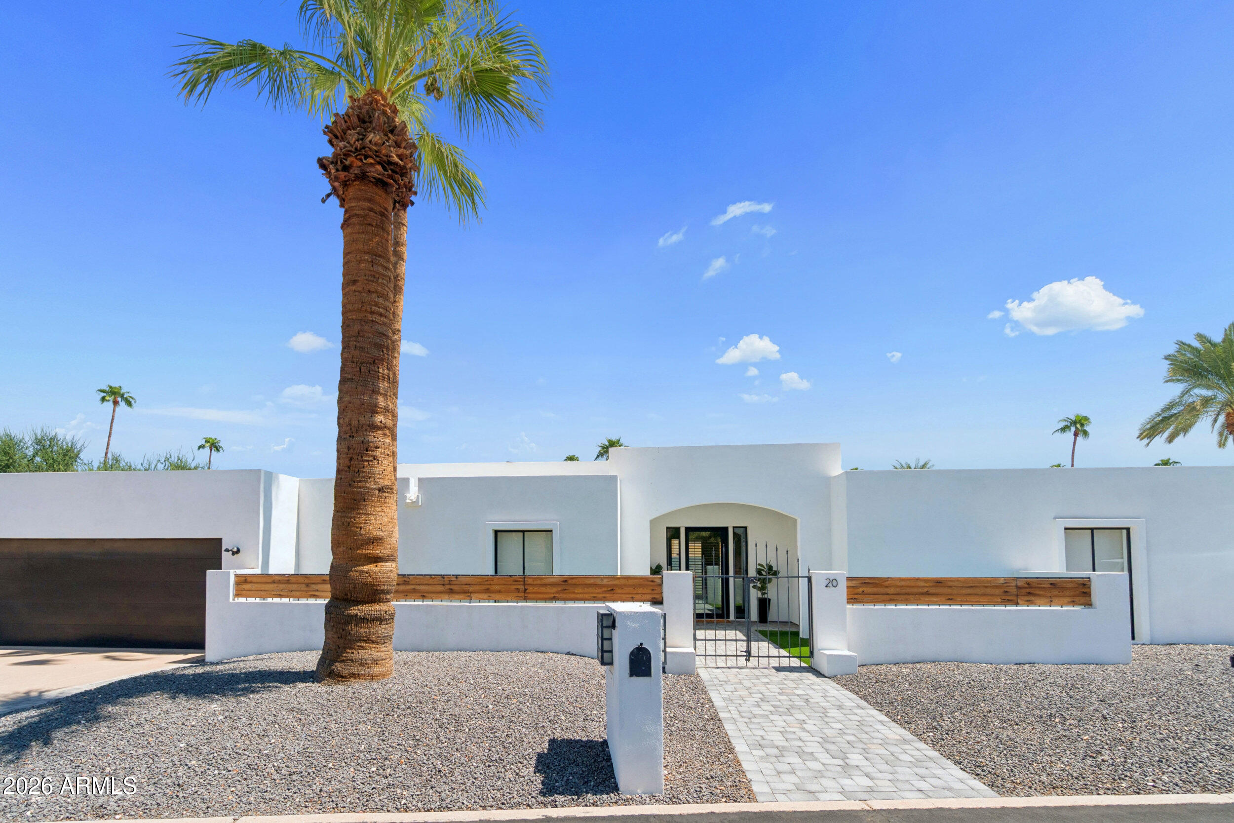 6333 N Scottsdale Road 20 — photo