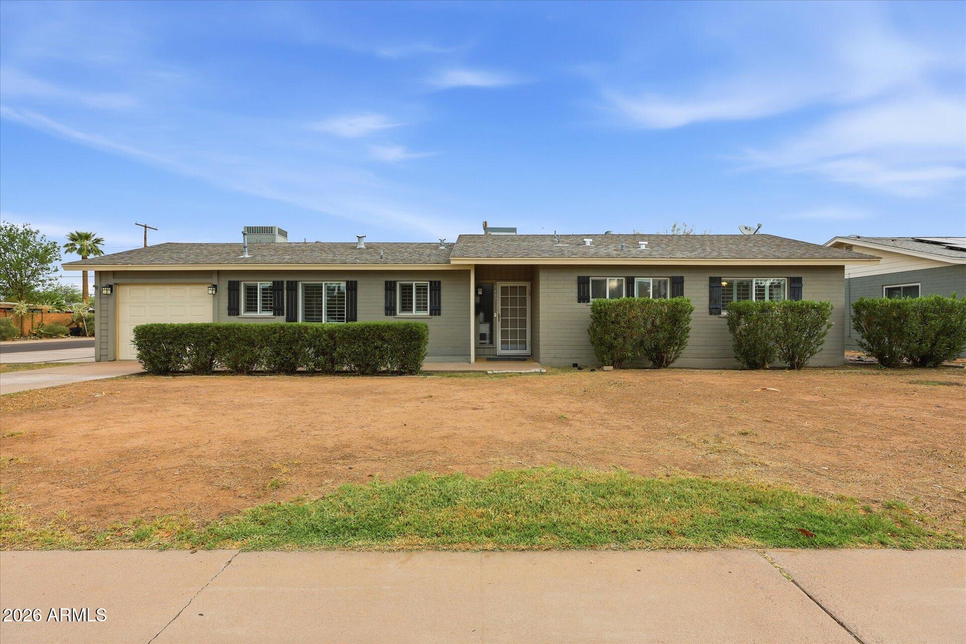 1402 E Colter Street — photo