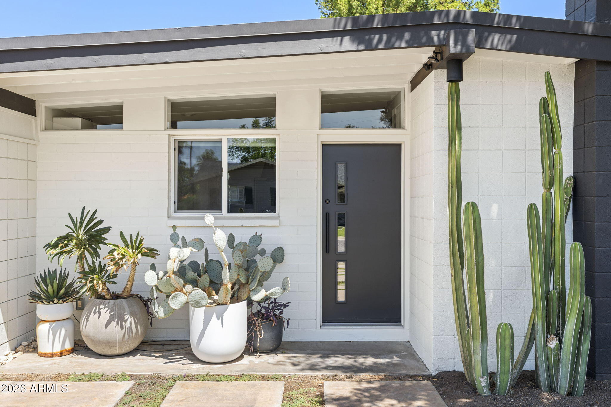 3402 E Sells Drive — photo
