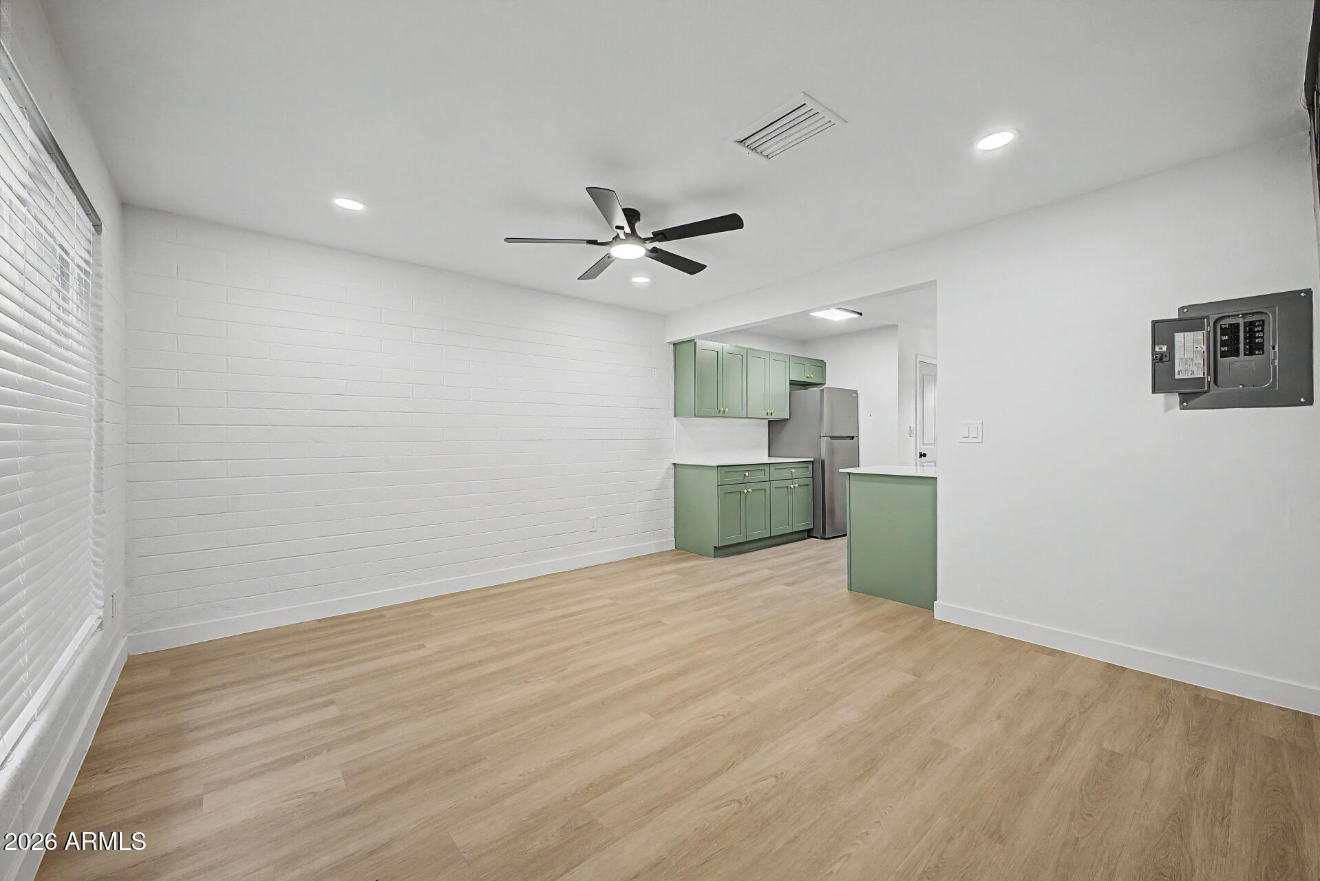 2223 S McClintock Drive 30 — photo