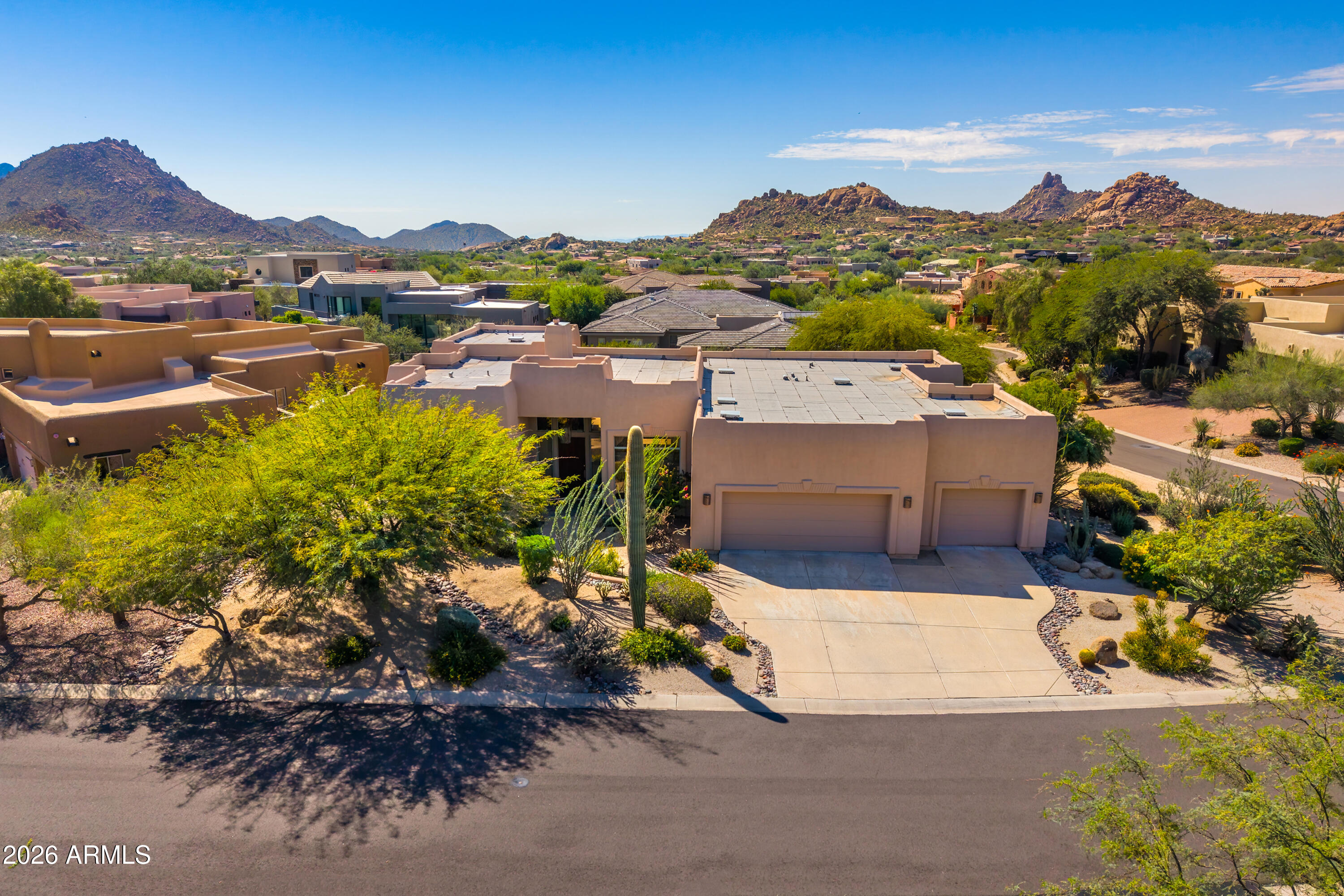 10877 E Dale Lane — photo