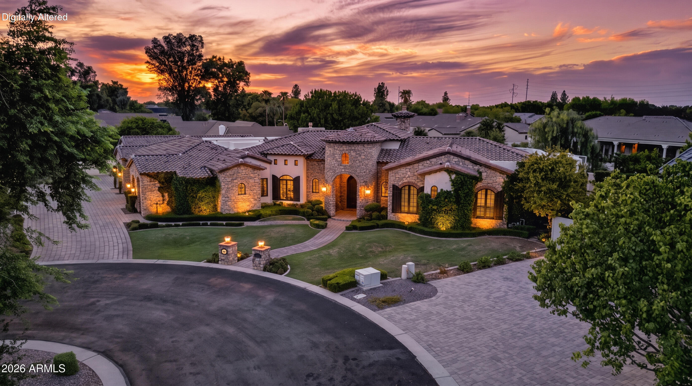 2476 E Linda Court — photo