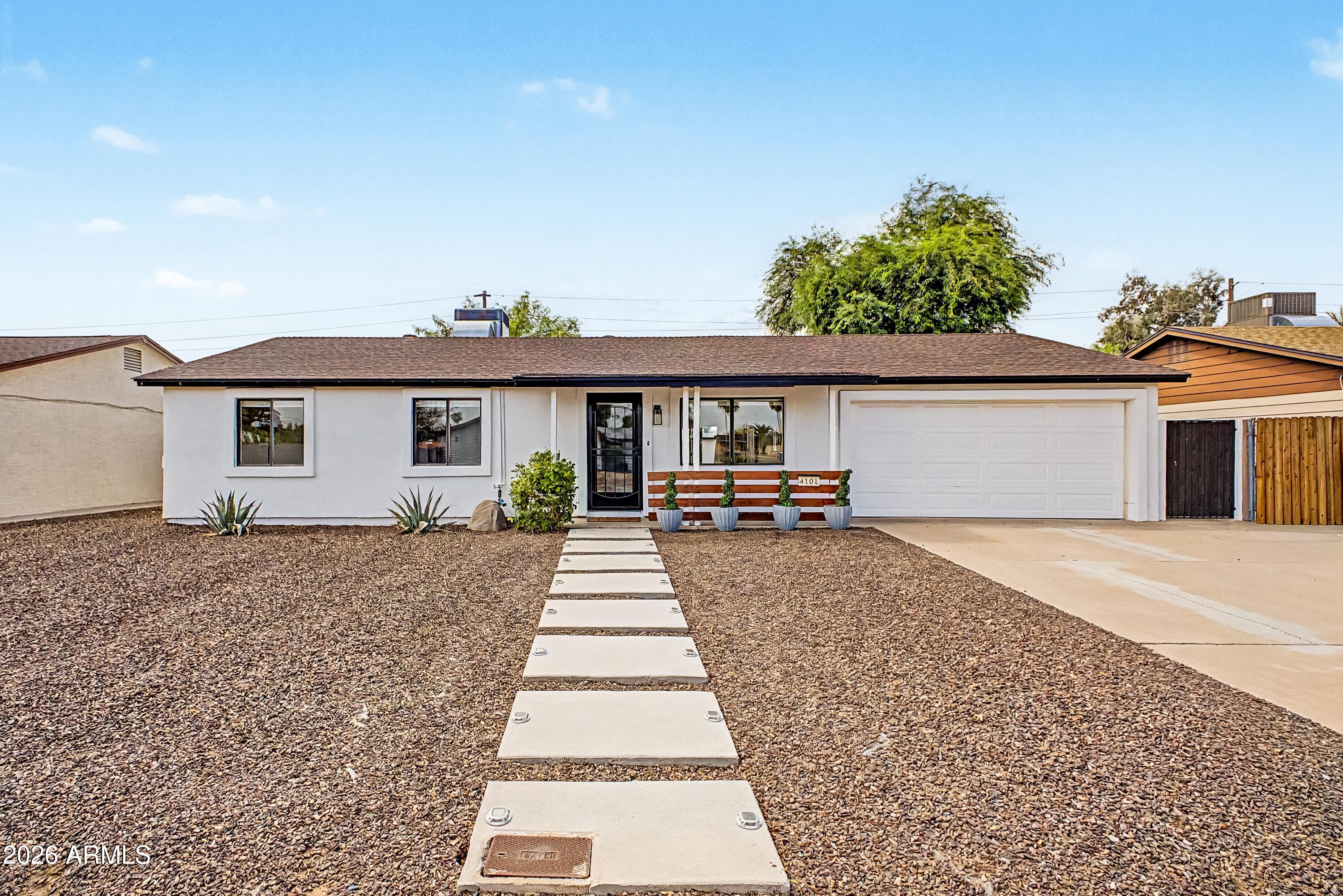 4101 E Calavar Road — photo