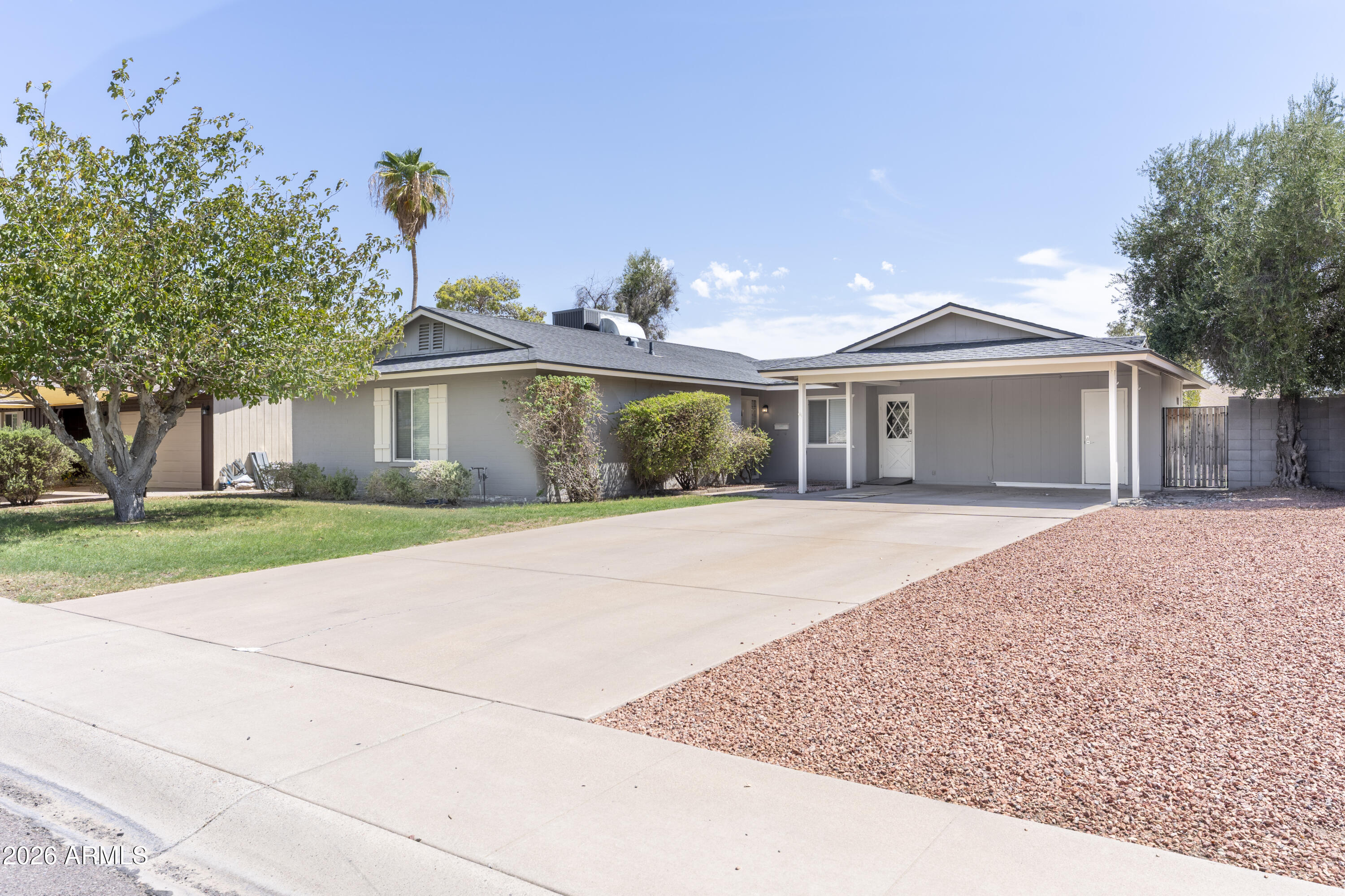 2243 E Karen Drive — photo