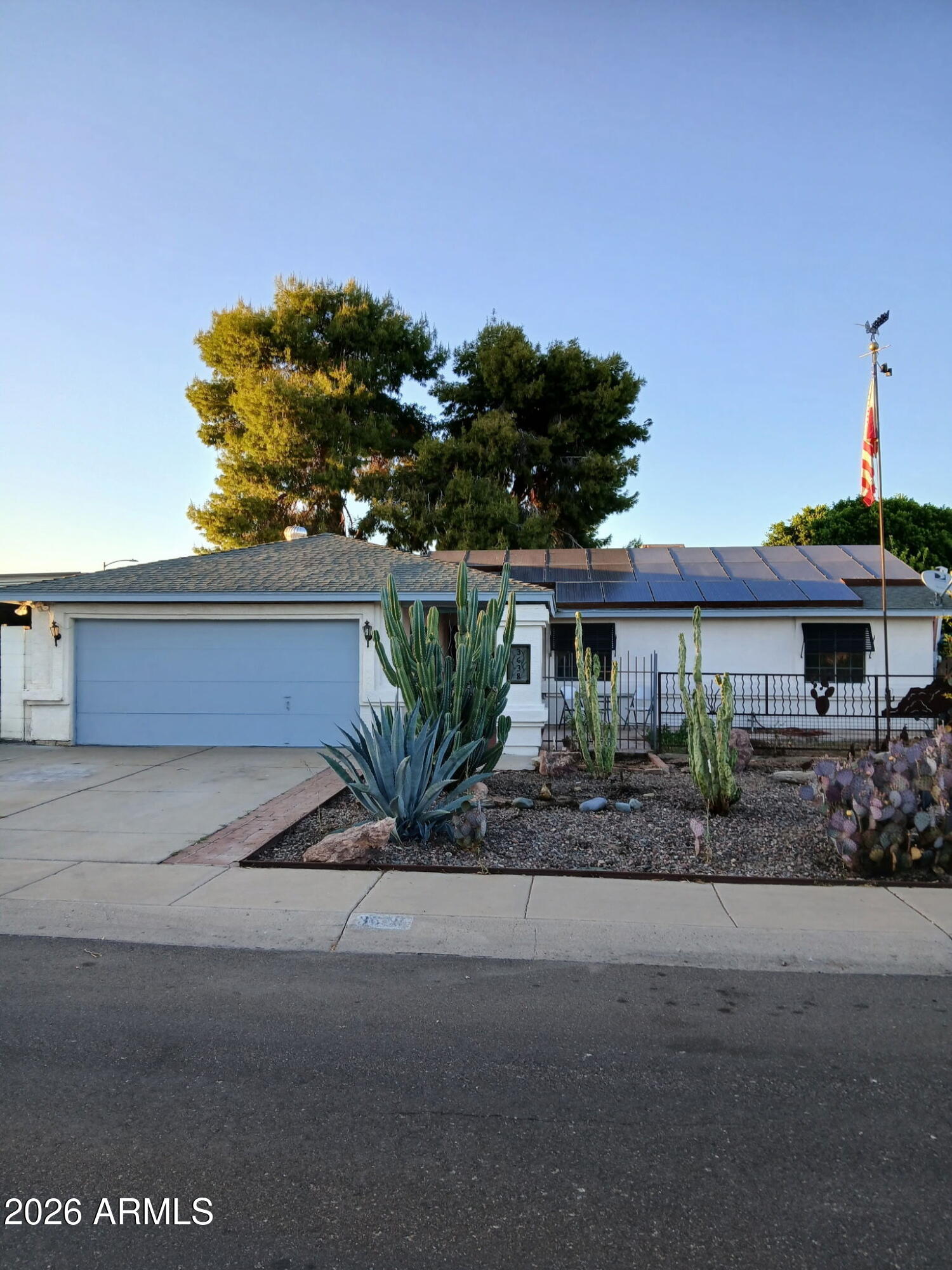 3638 W Michelle Drive — photo