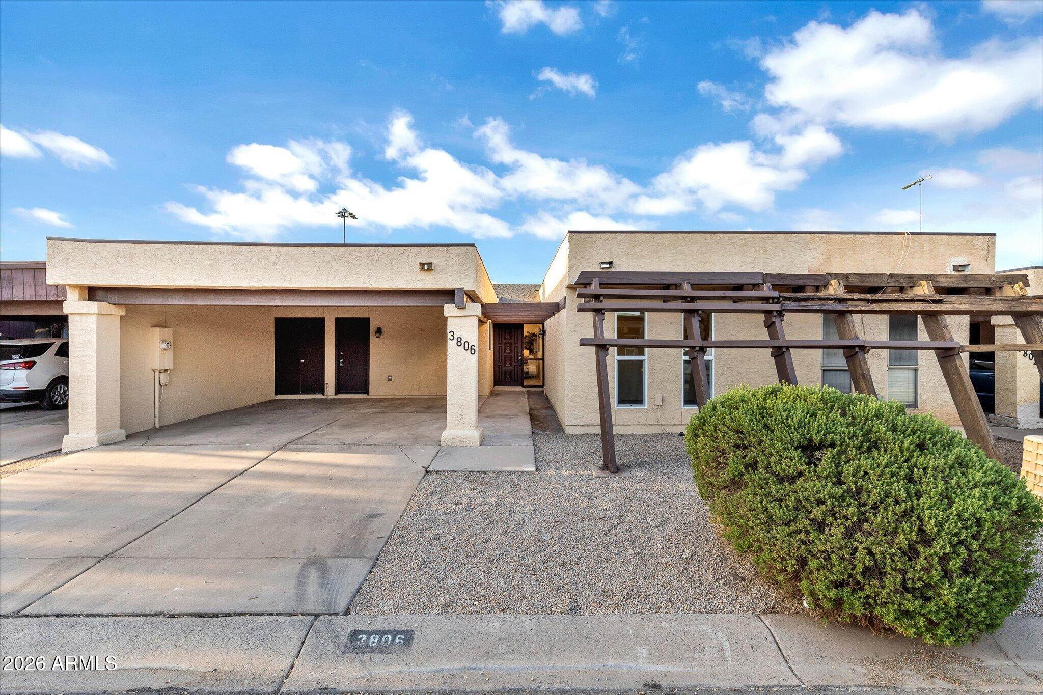 3806 W Mitchell Drive — photo