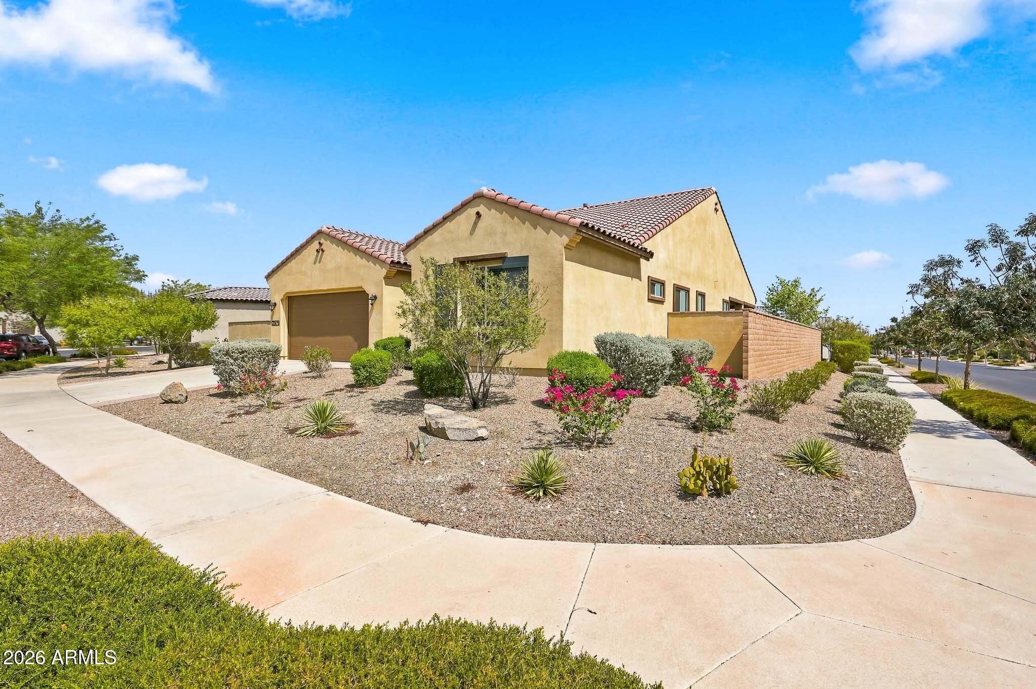 20475 W Elm Drive — photo