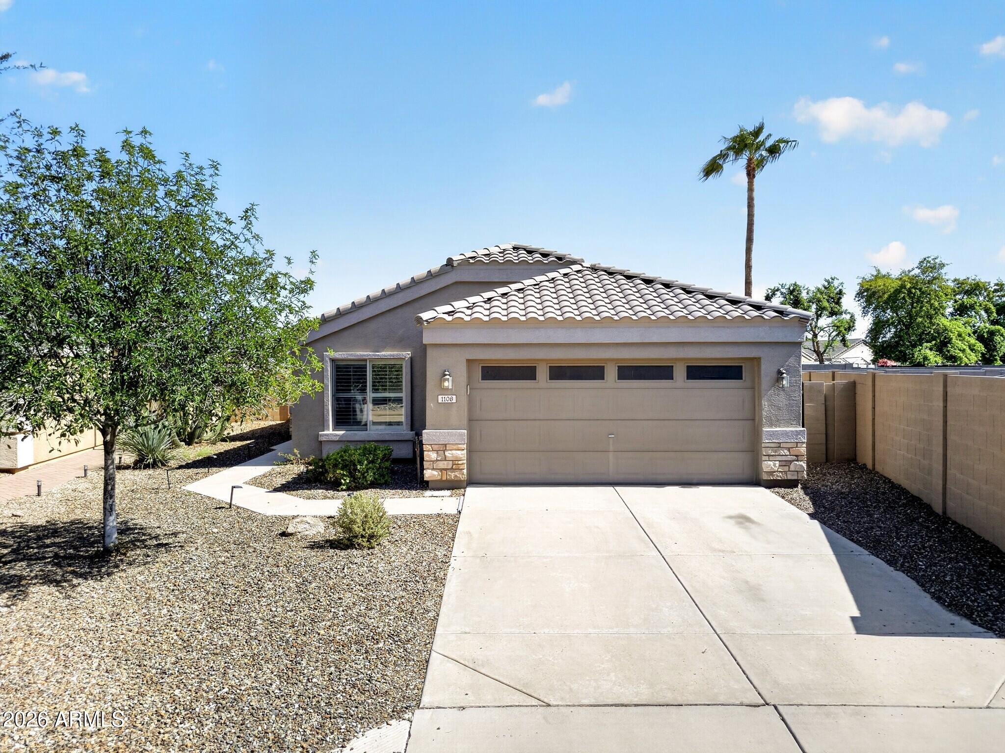 1108 E Maddison Street — photo