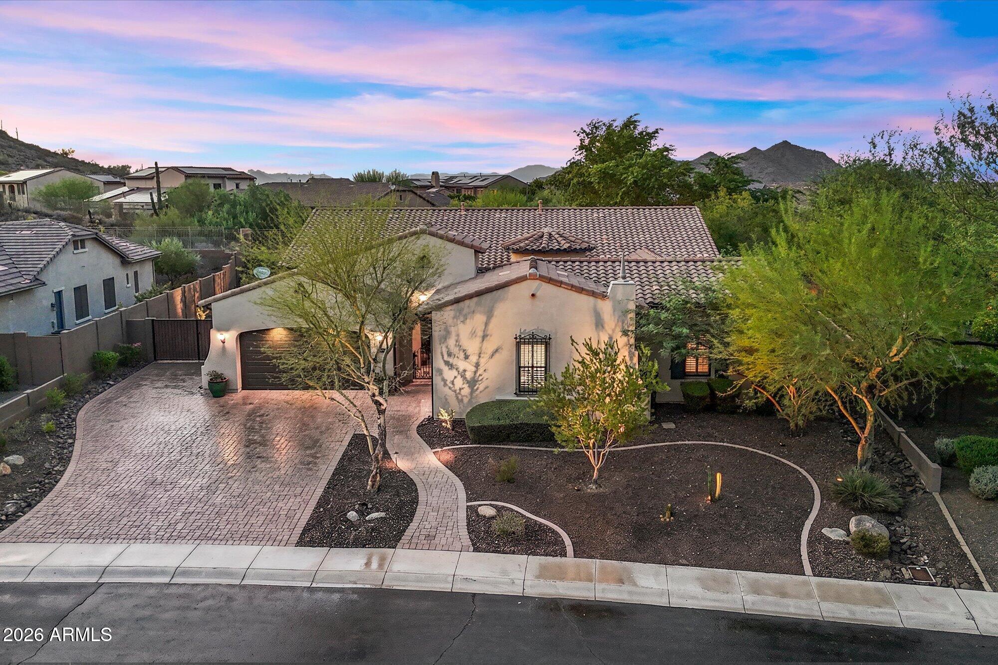6752 W Lucia Drive — photo