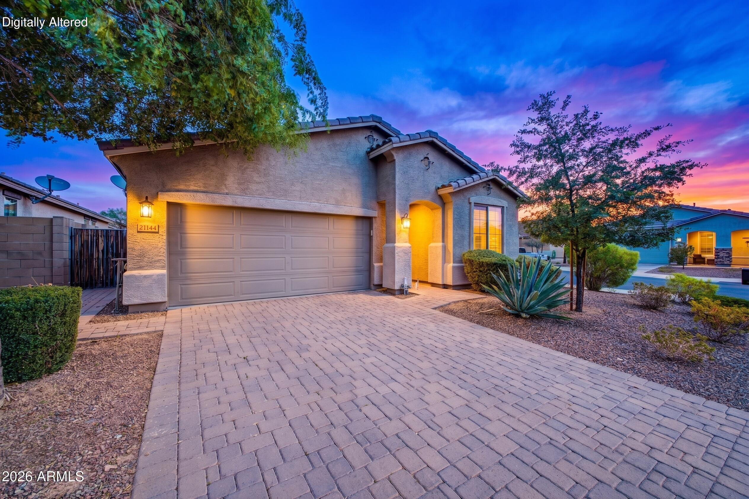 21144 W Berkeley Road — photo