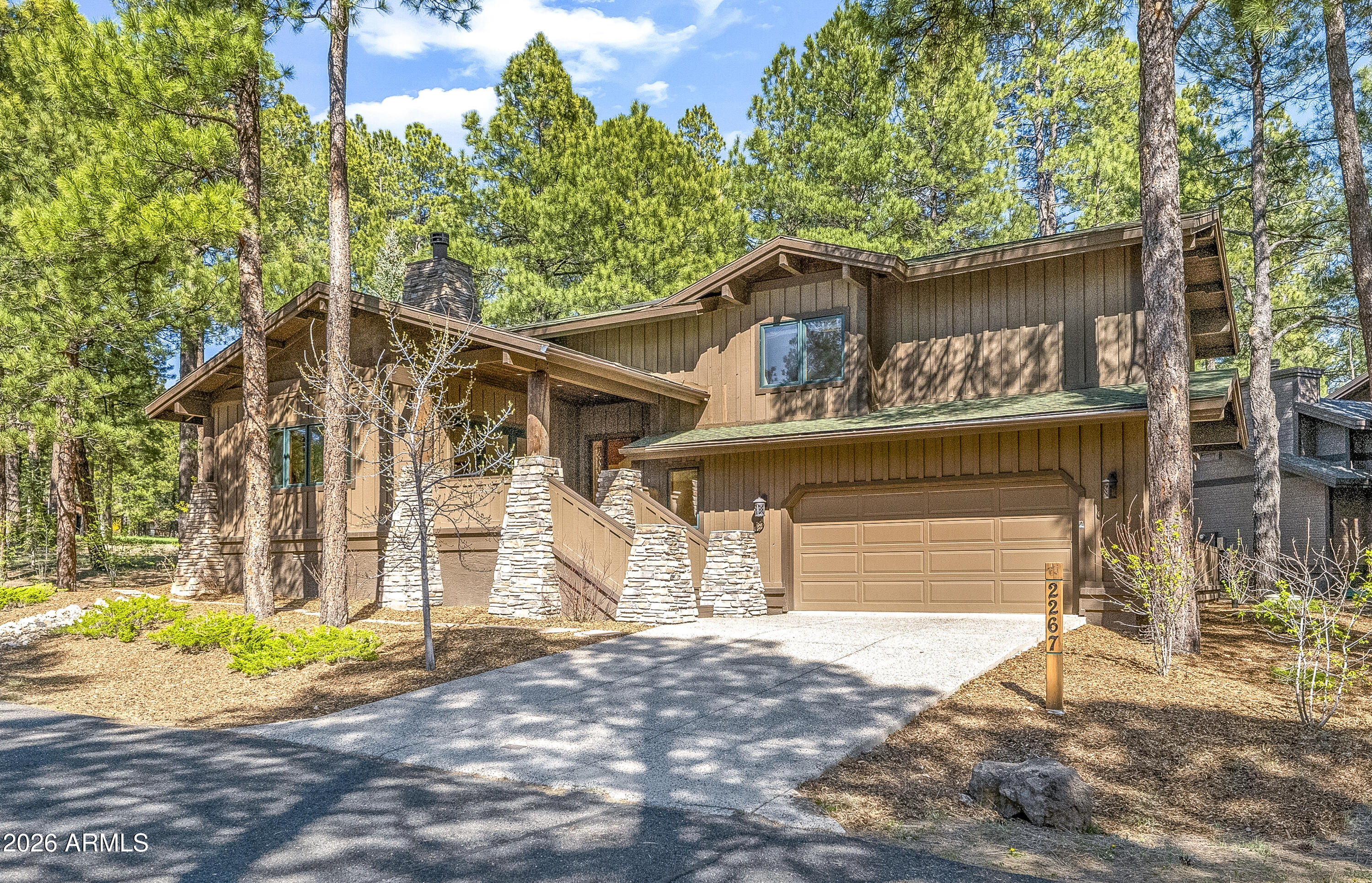 2267 Link Smith — photo