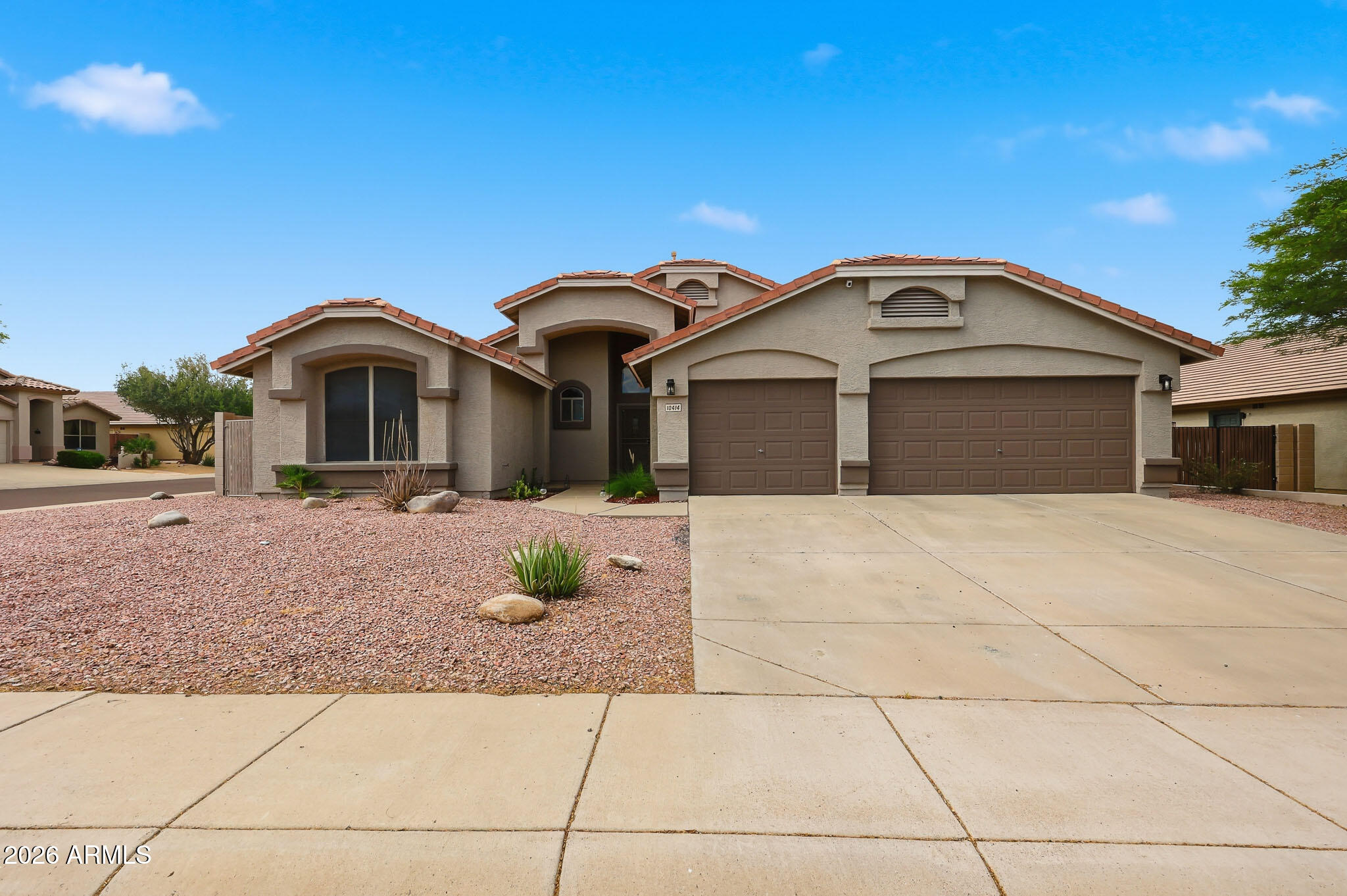 10414 W Daley Lane — photo