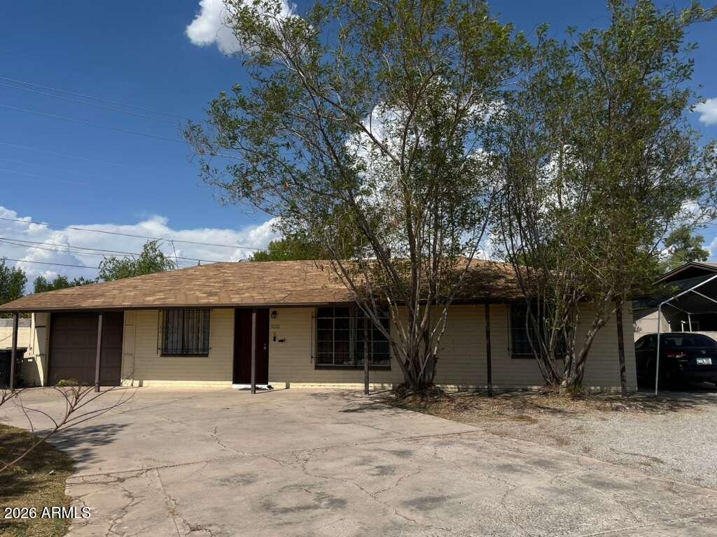 3242 W Sells Drive — photo