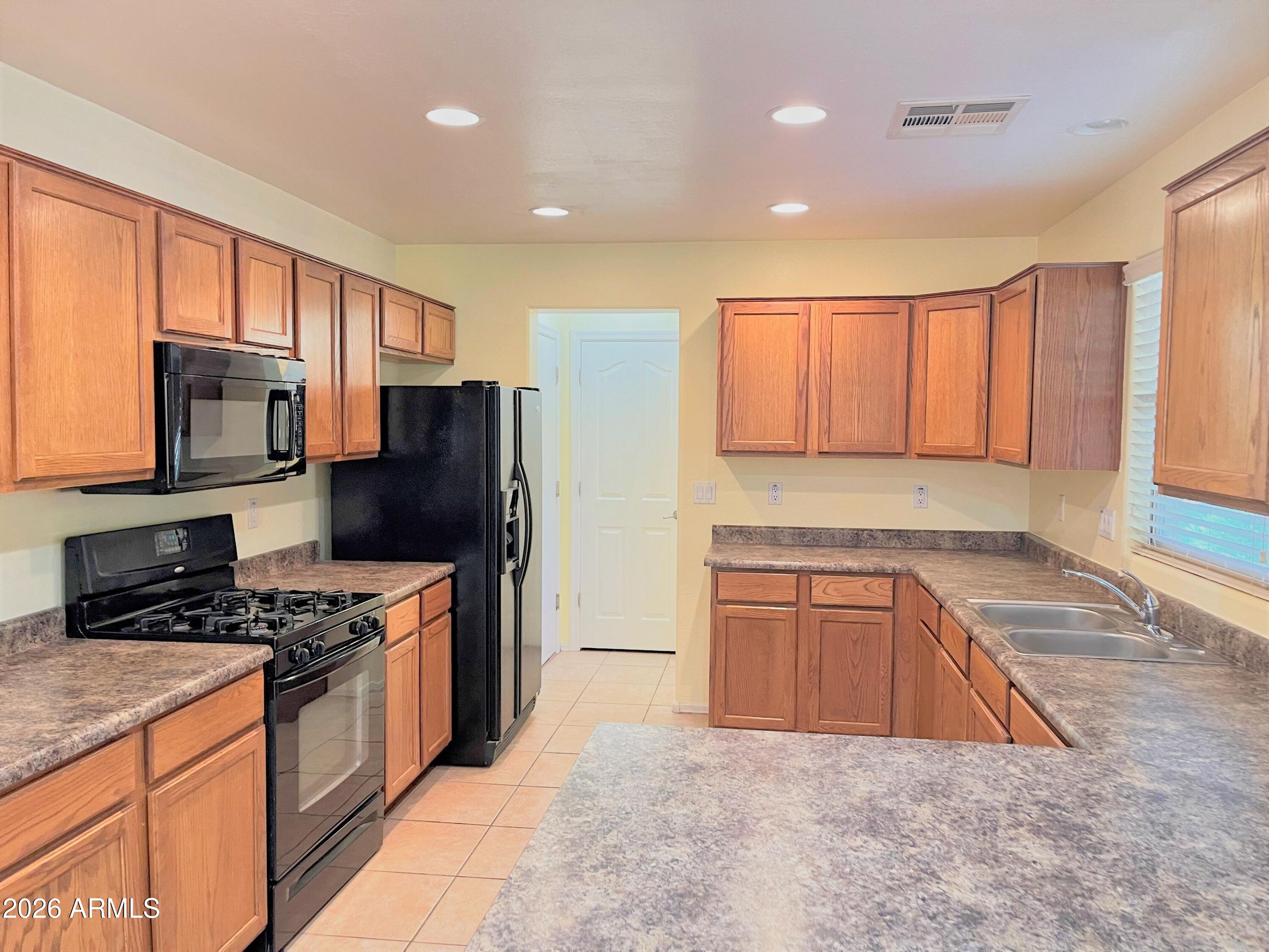 2741 E Bart Street, Gilbert, AZ 85295 — photo 2