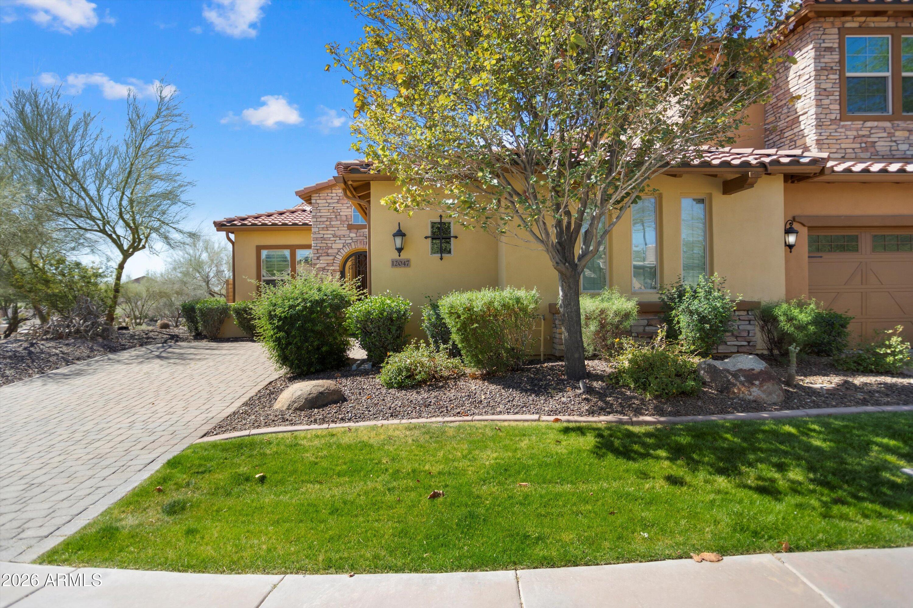 12047 W Red Hawk Drive — photo