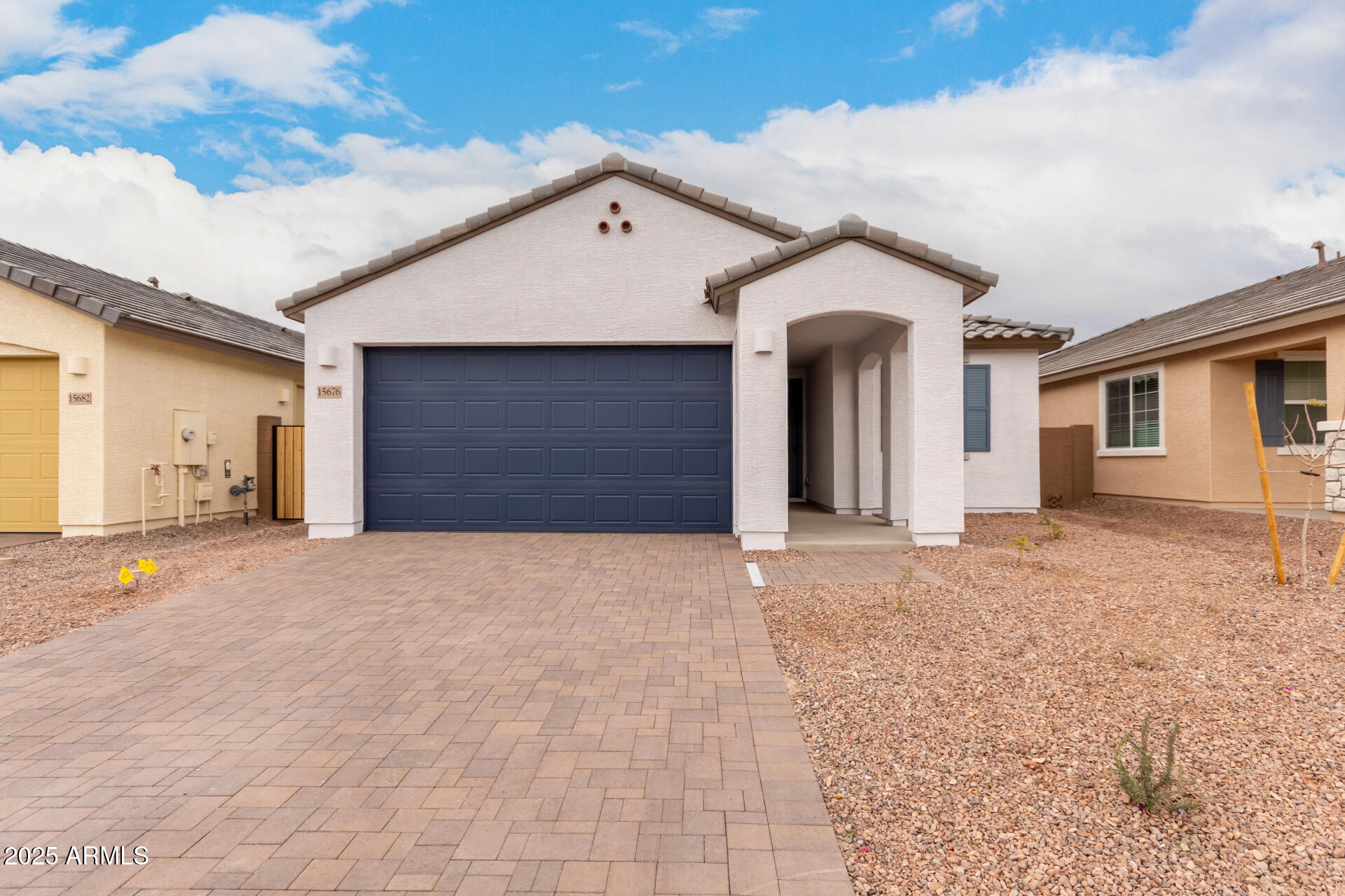 15564 W Williams Street — photo