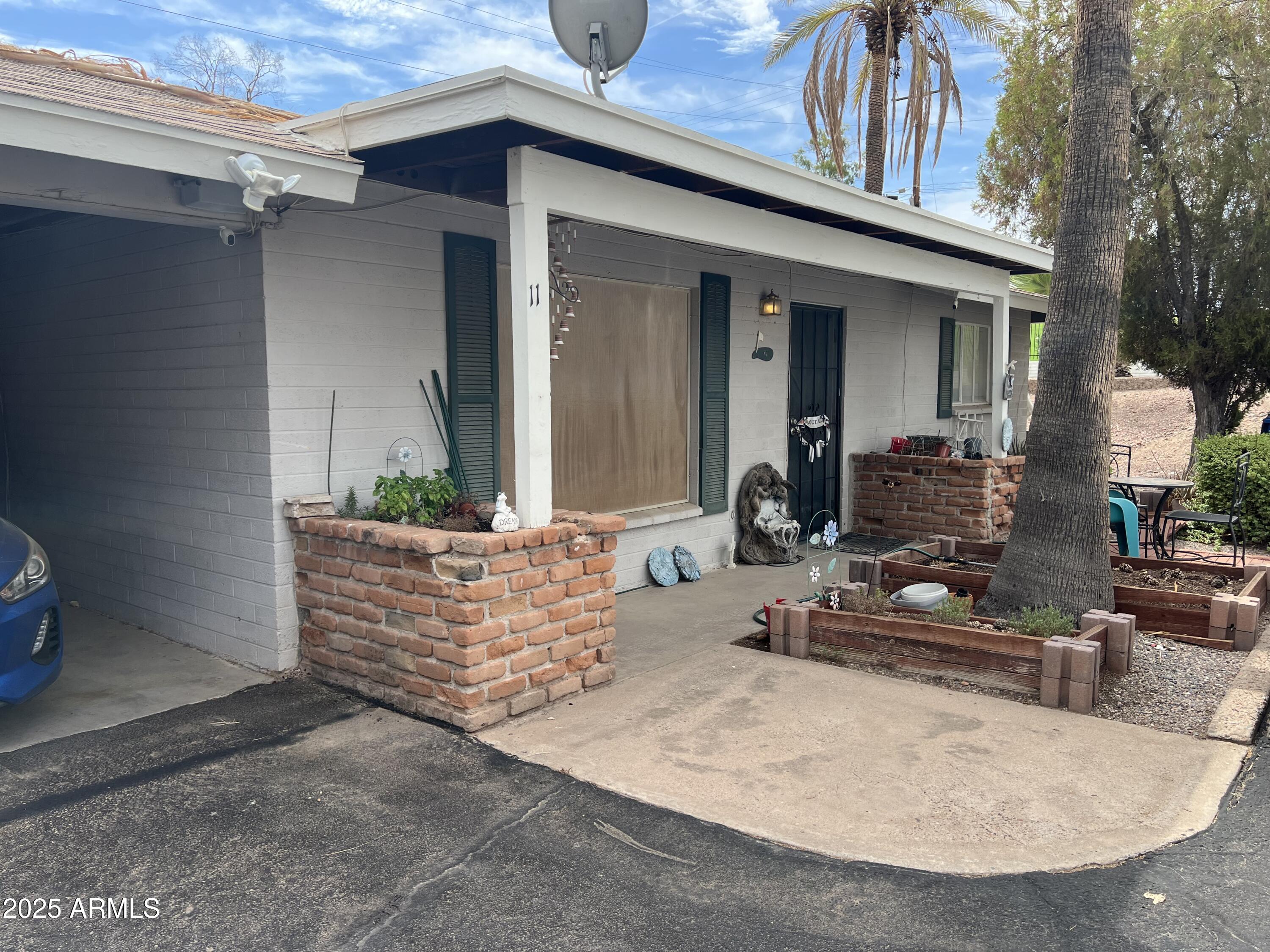 524 W Fairway Drive 11 — photo