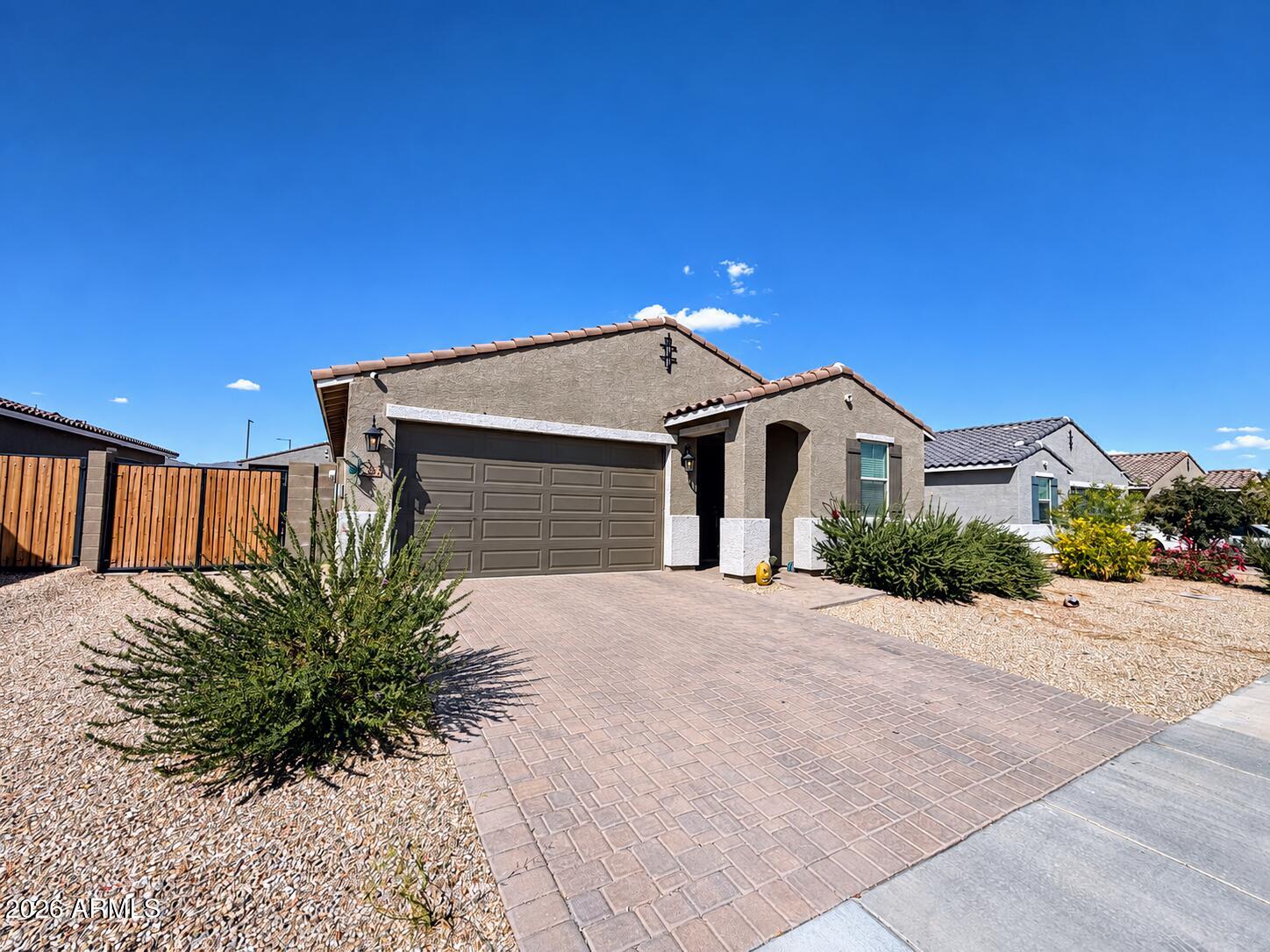 22352 W Hopi Street — photo