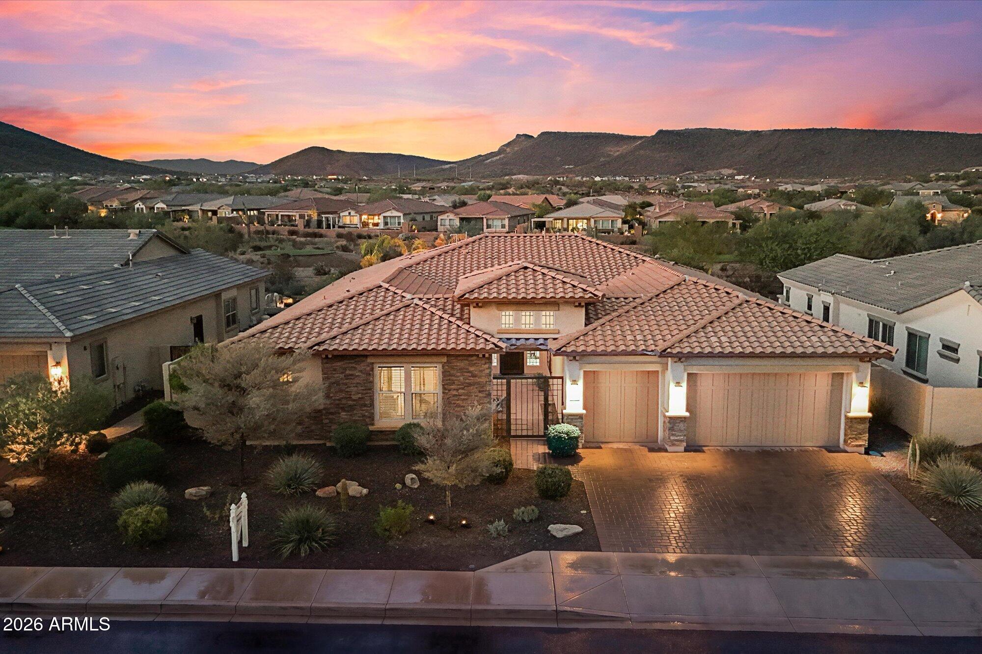 12436 W Tyler Trail — photo
