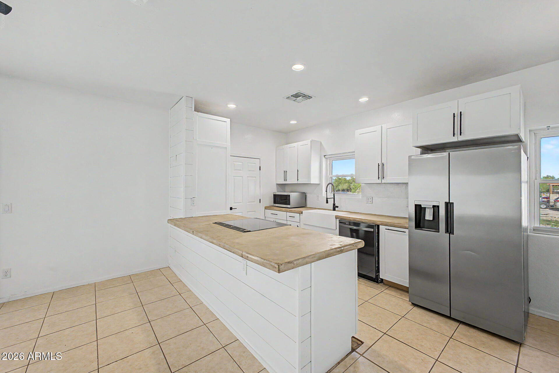 30830 W Latham Street — photo