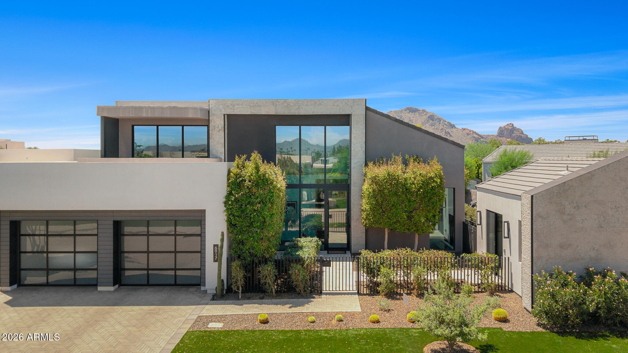 6917 E Cactus Wren Road — photo