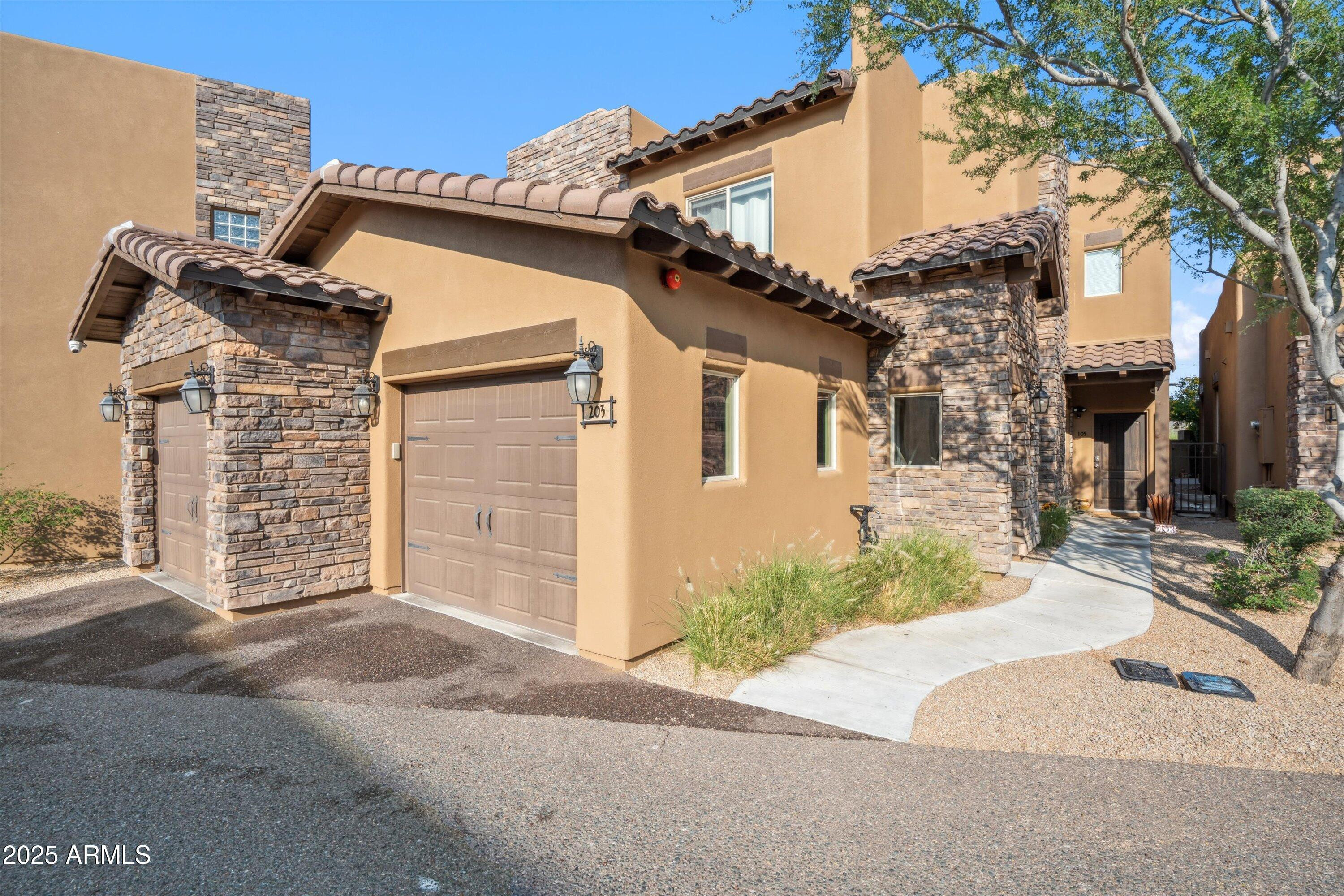 6145 E Cave Creek Road 203 — photo