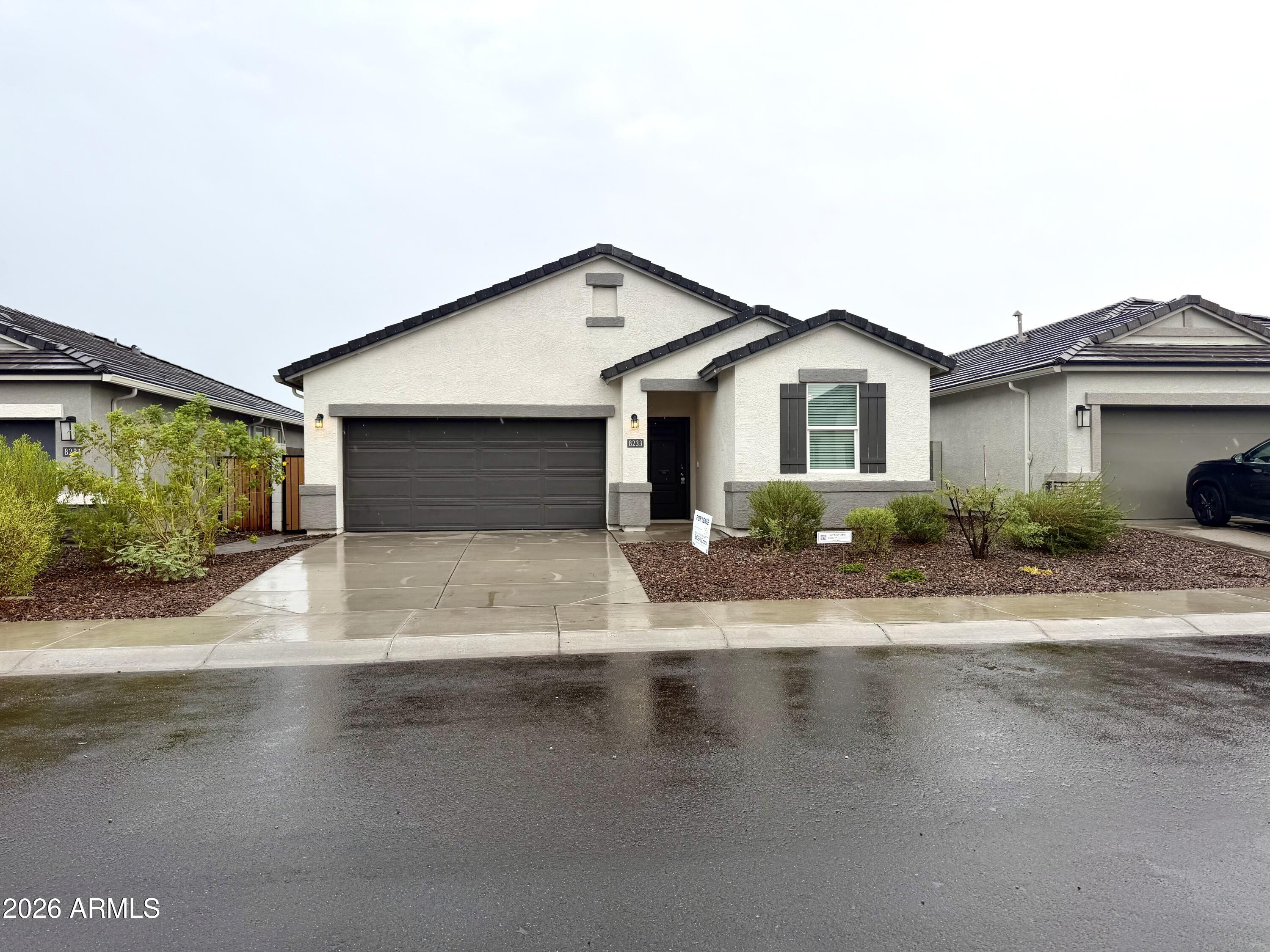 8233 W Clemente Way — photo