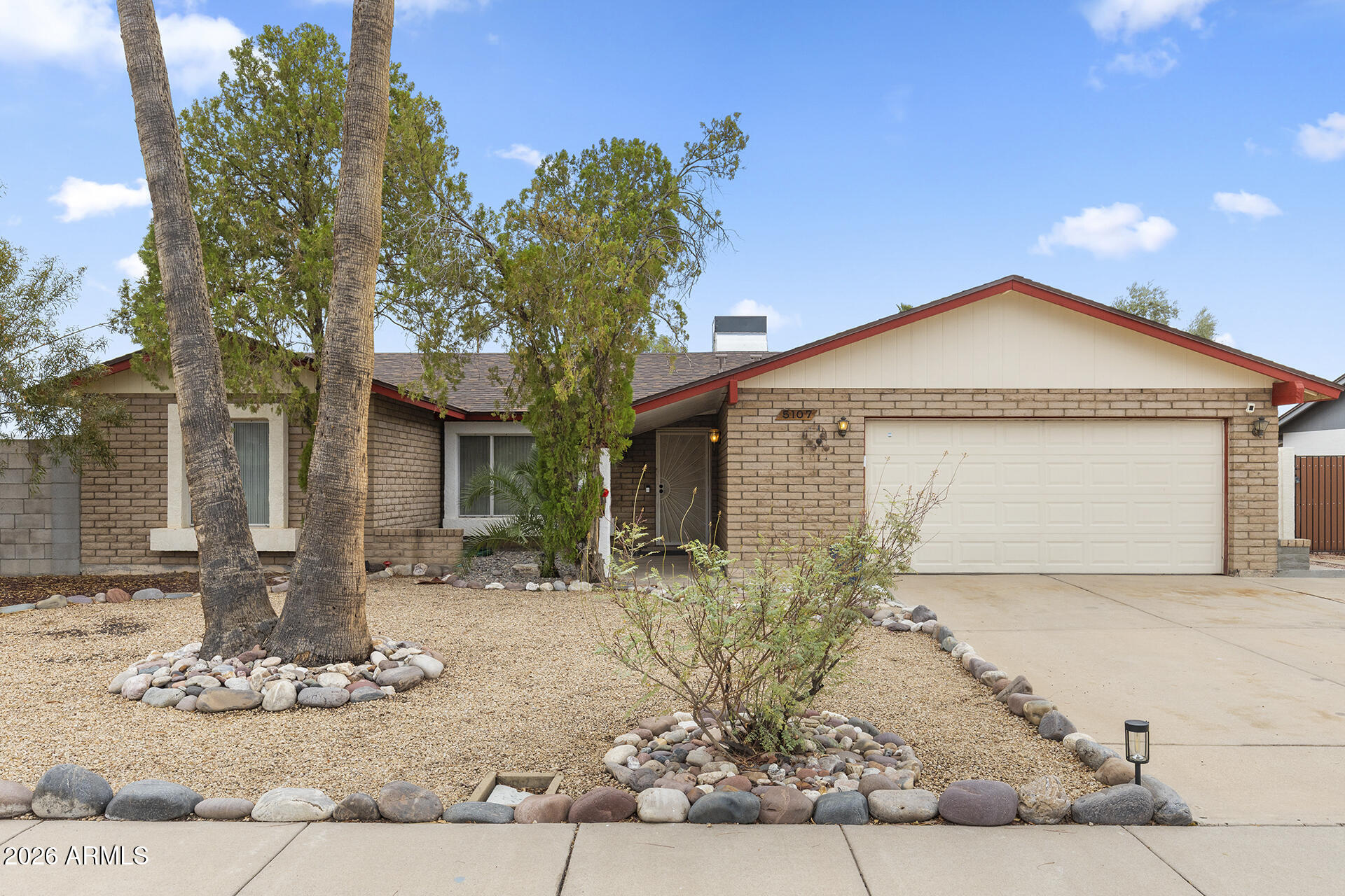 5107 W Corrine Drive — photo