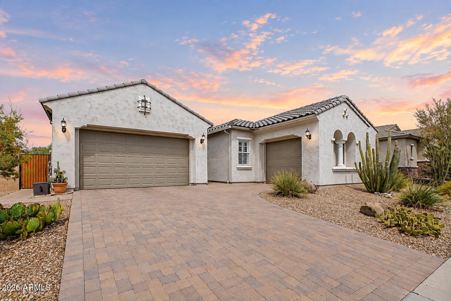 9428 W Fallen Leaf Lane — photo