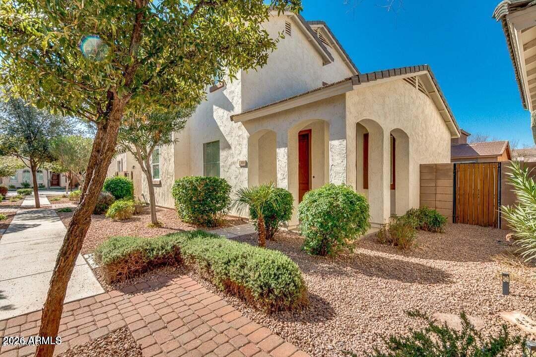4334 E Carla Vista Drive — photo