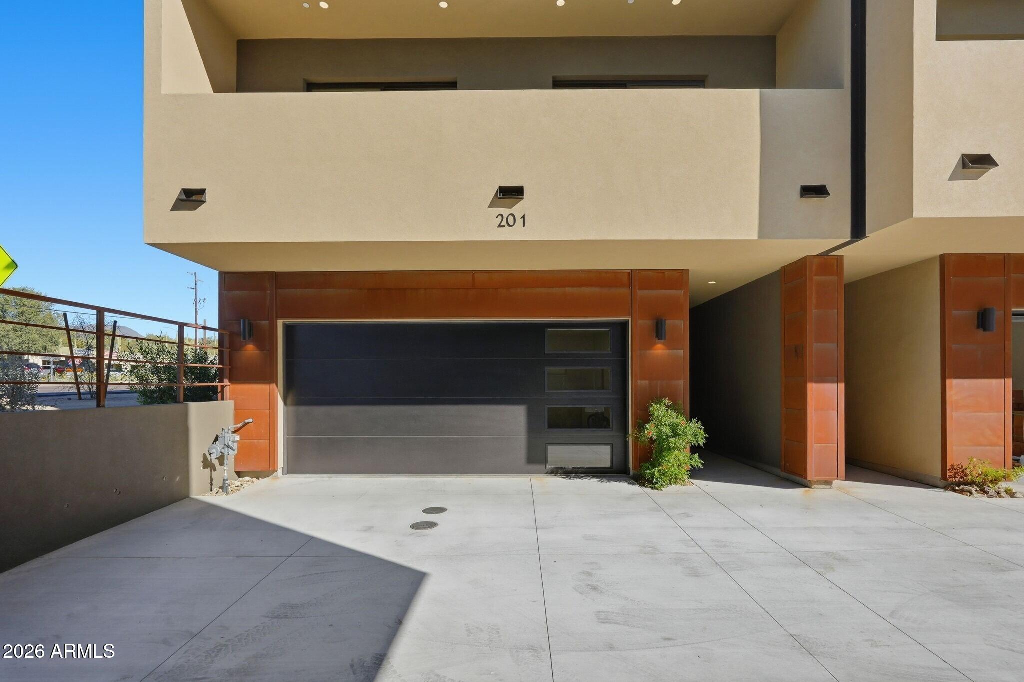 6525 E Cave Creek Road 201 — photo