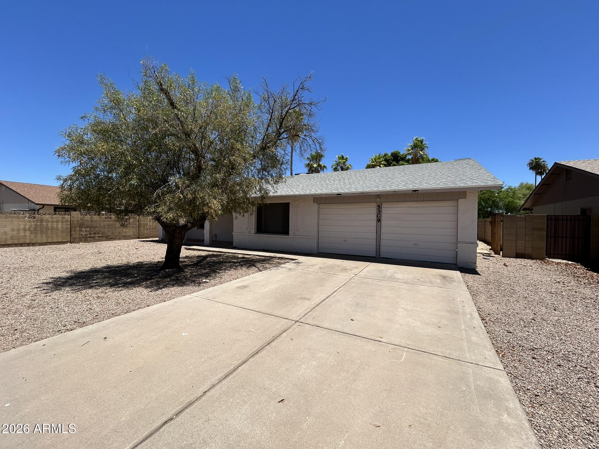 5309 S River Drive — photo