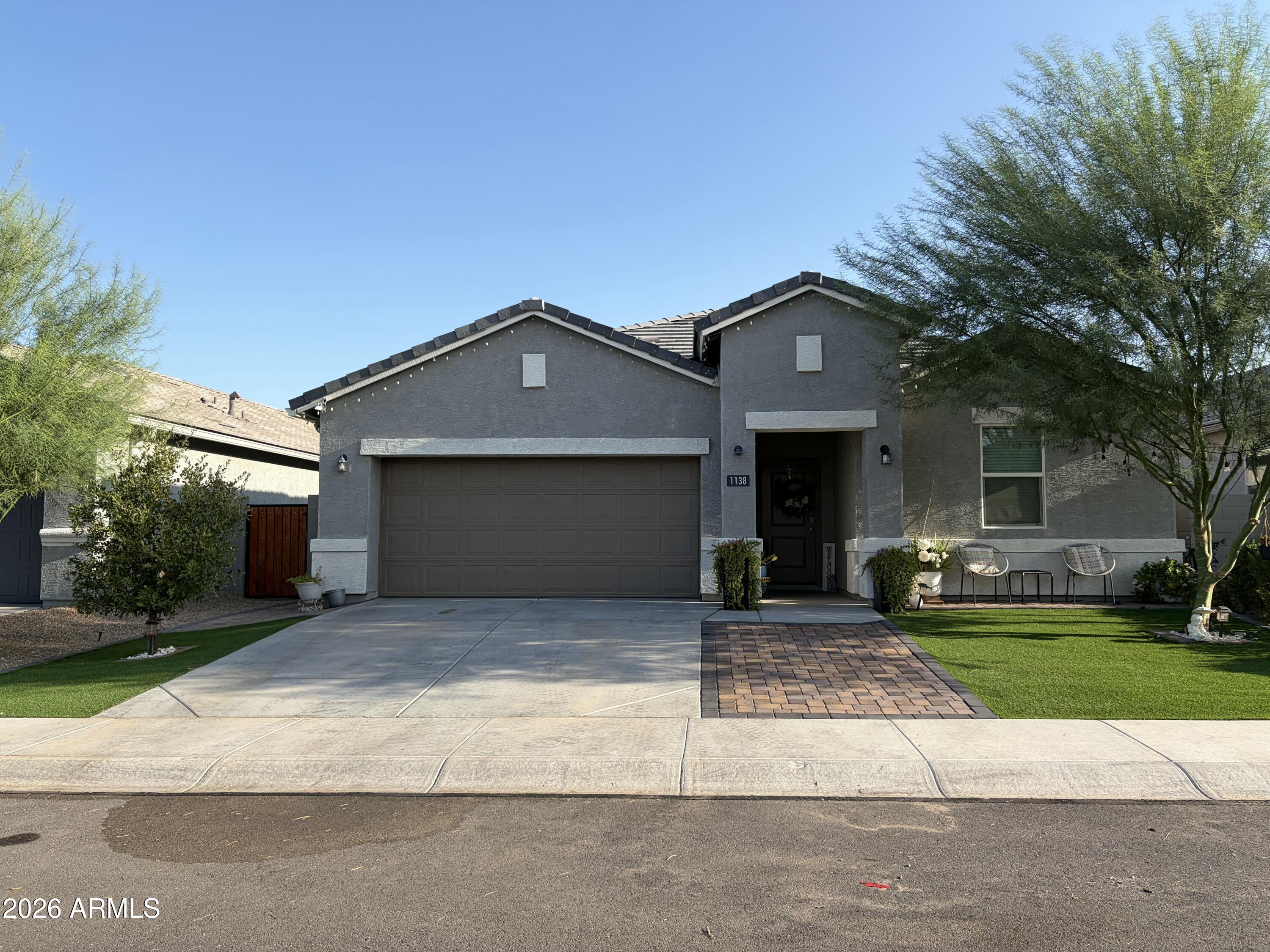 1138 W Sand Cyn Court — photo