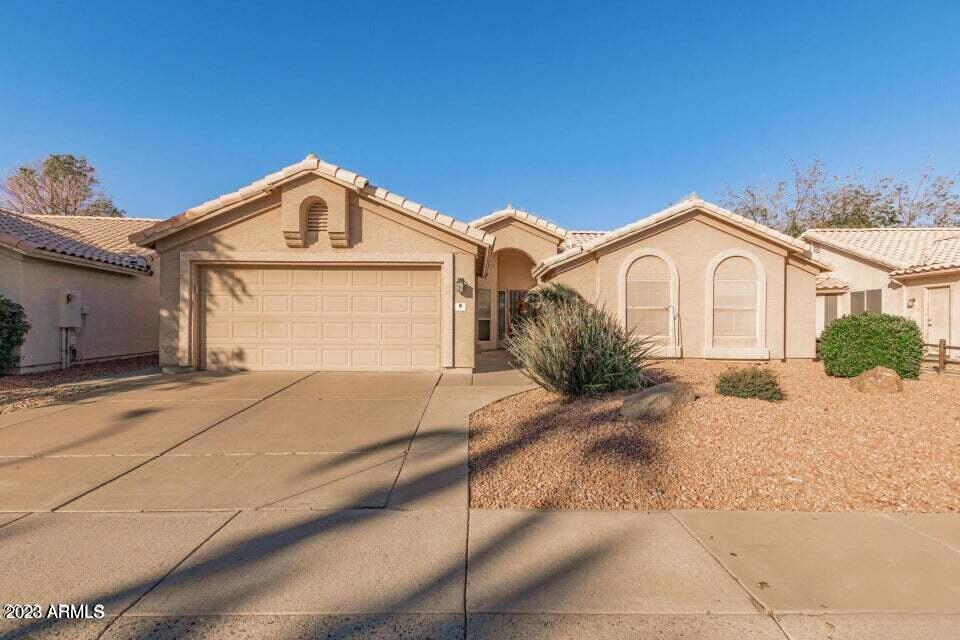 8 W Marco Polo Road — photo
