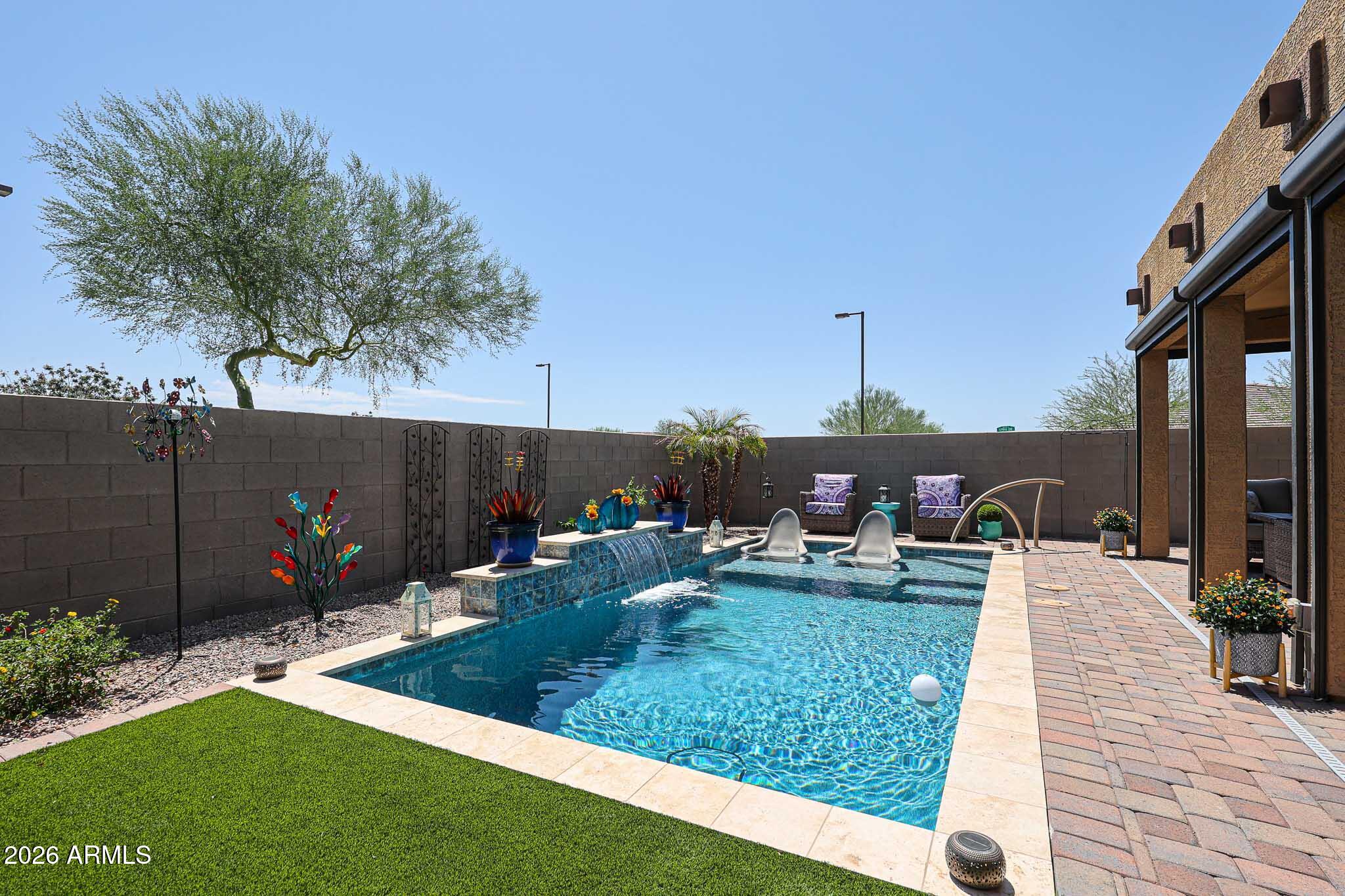 17947 W Fairview Street — photo