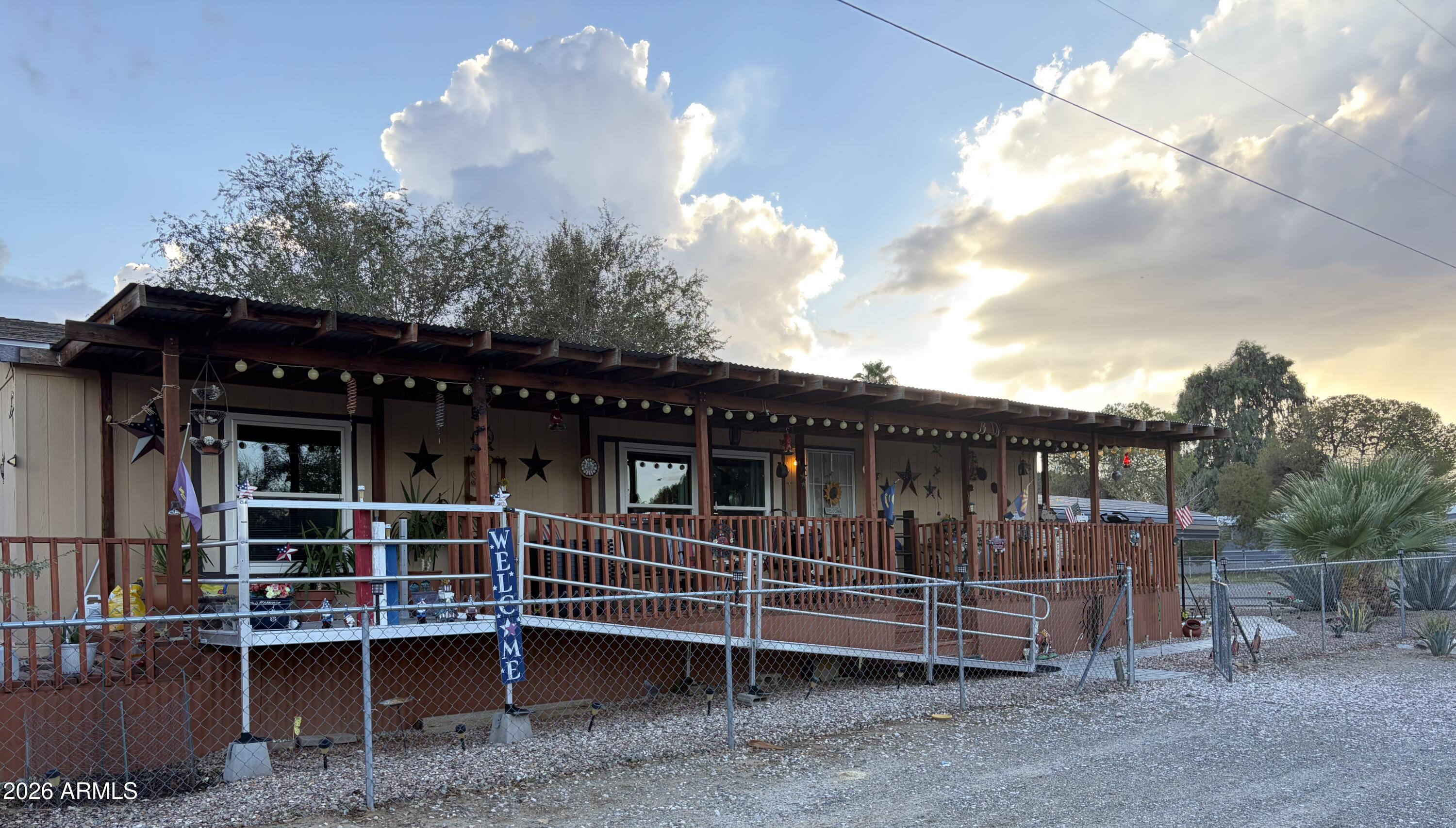 71118 Date Avenue — photo