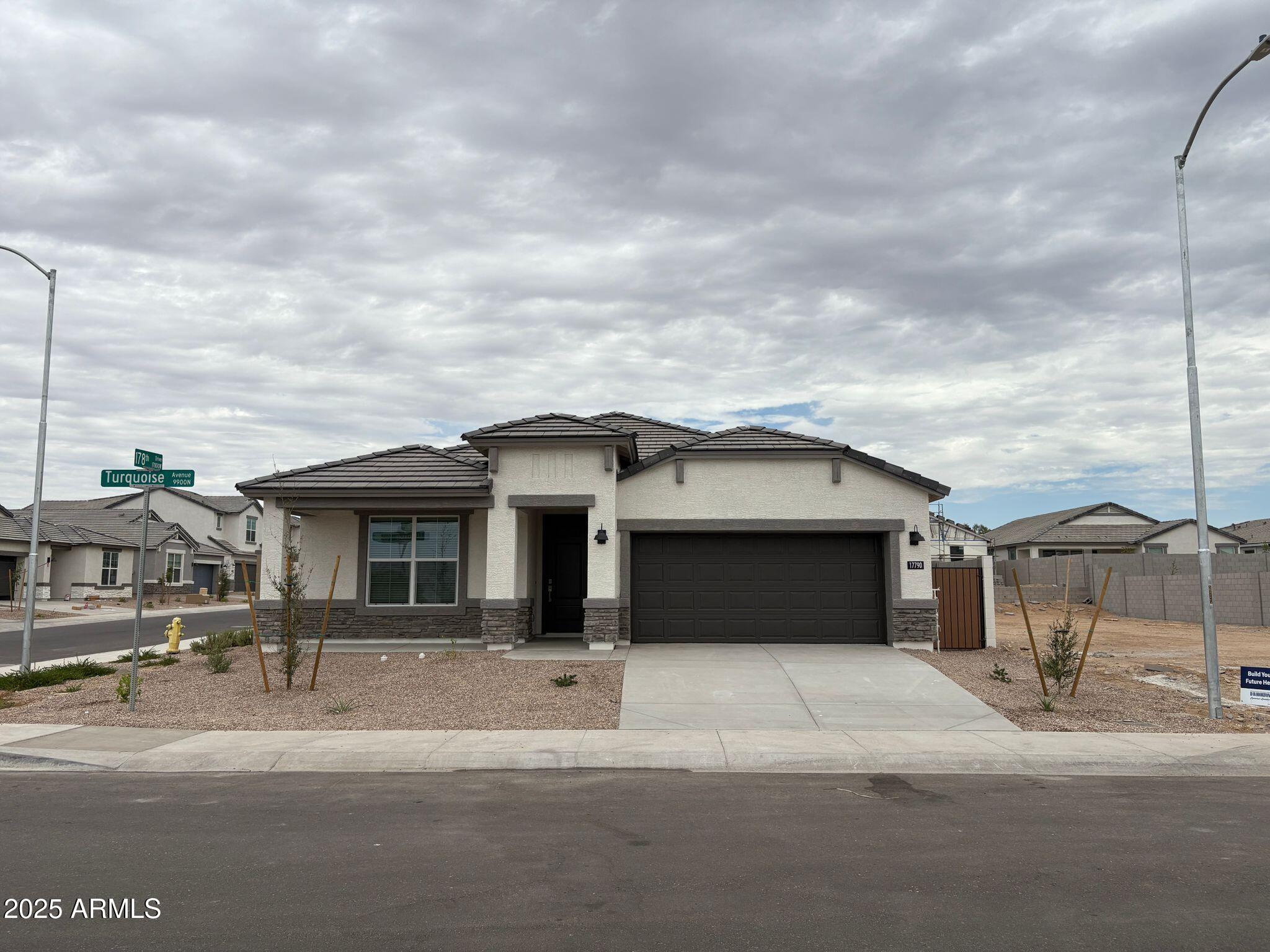 17790 W Turquoise Avenue — photo