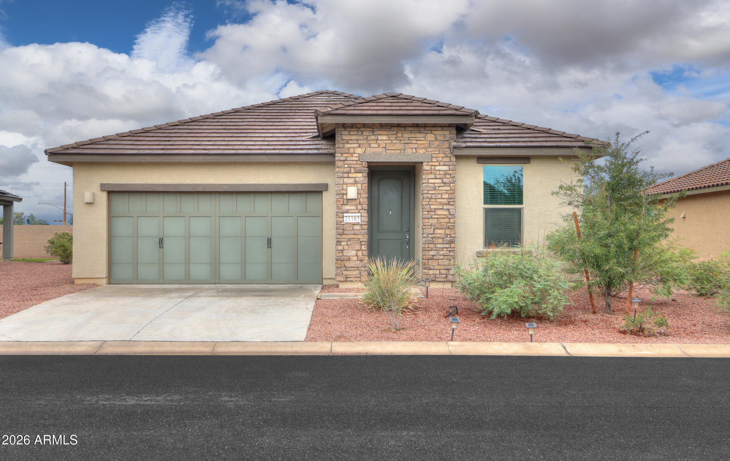 21165 N Evergreen Drive — photo