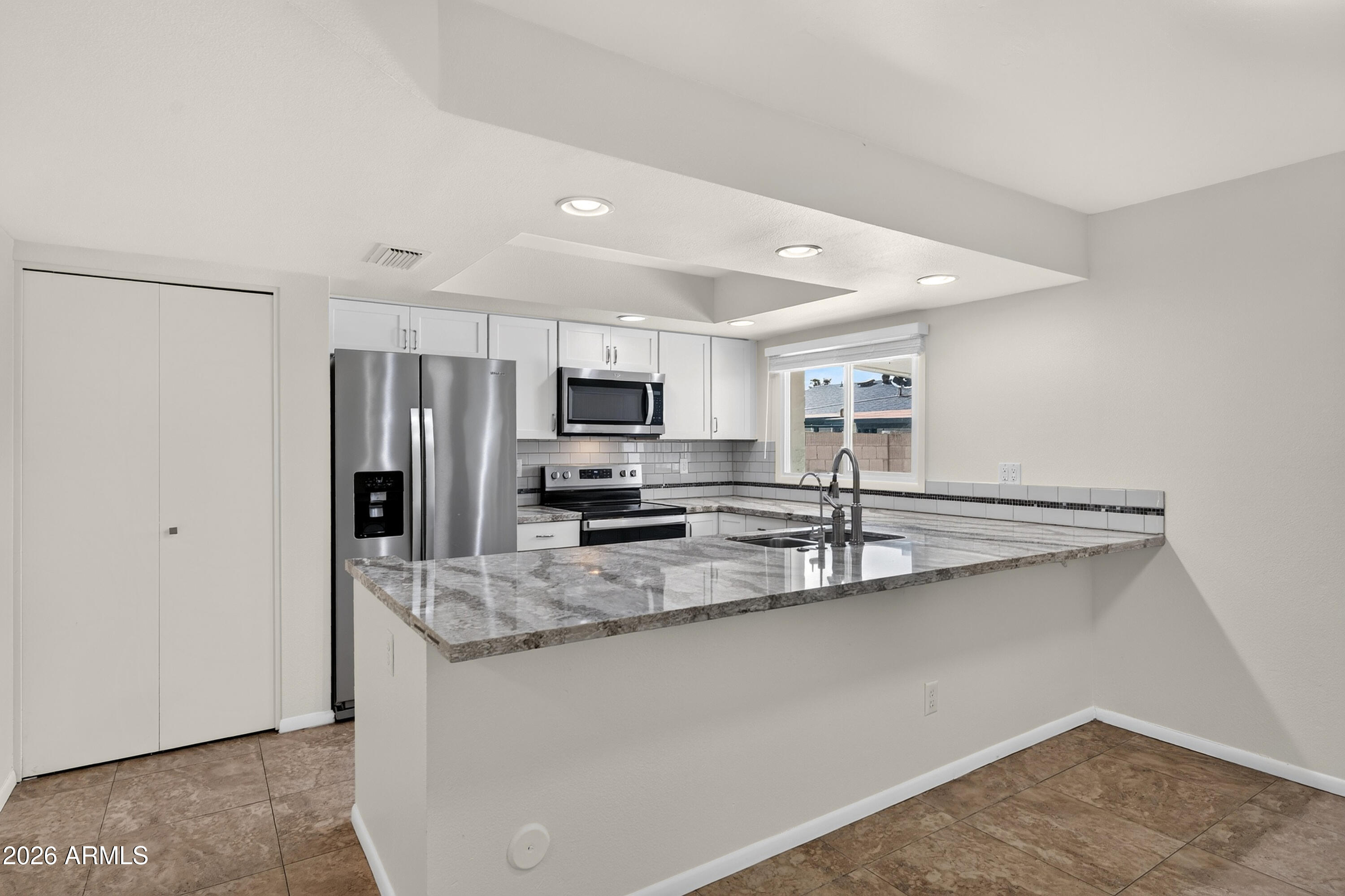 247 E Chilton Drive, Tempe, AZ 85283 — photo 2