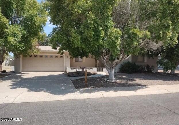 6118 E Dallas Street — photo