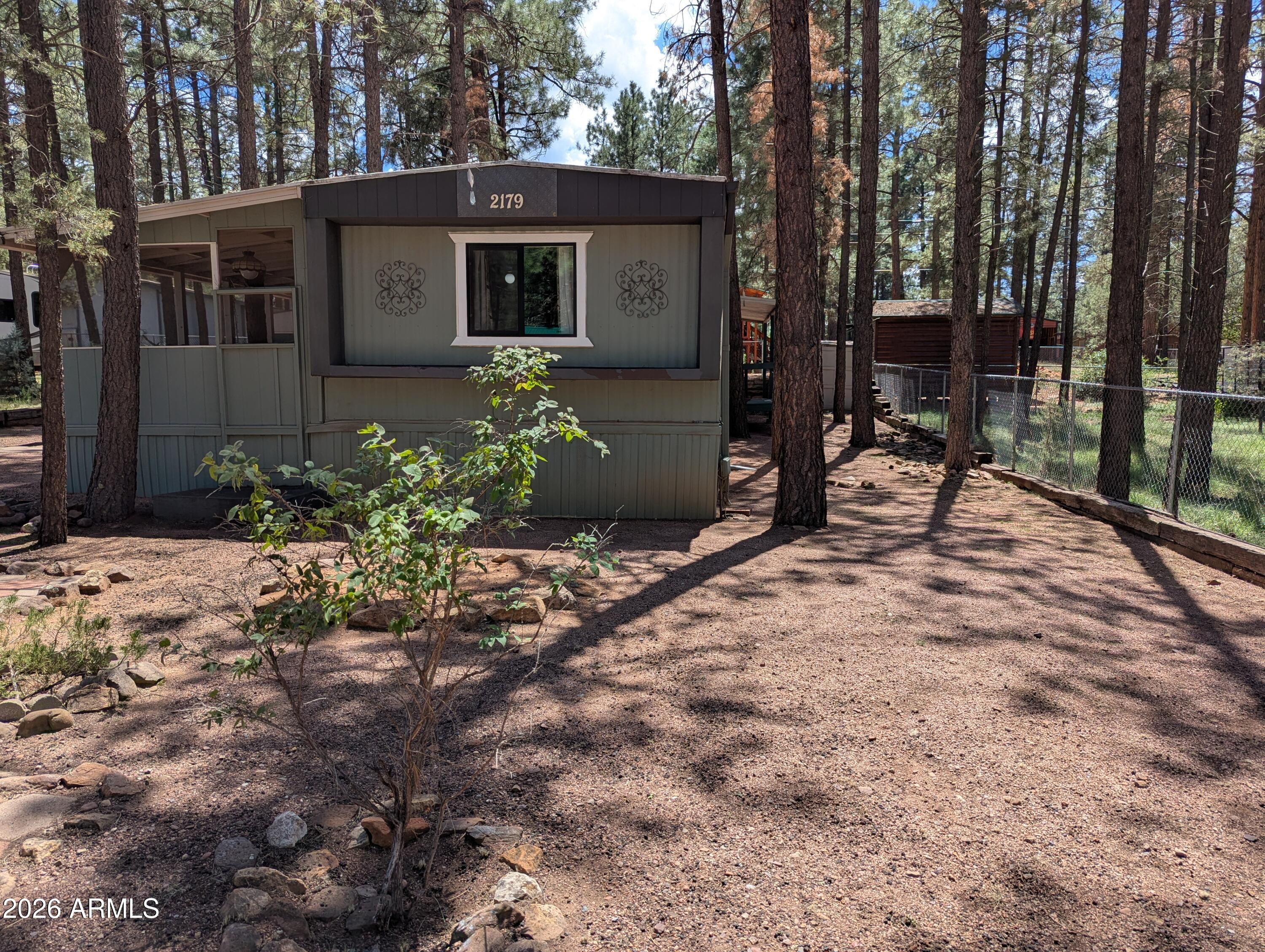 2179 N Woods Drive — photo