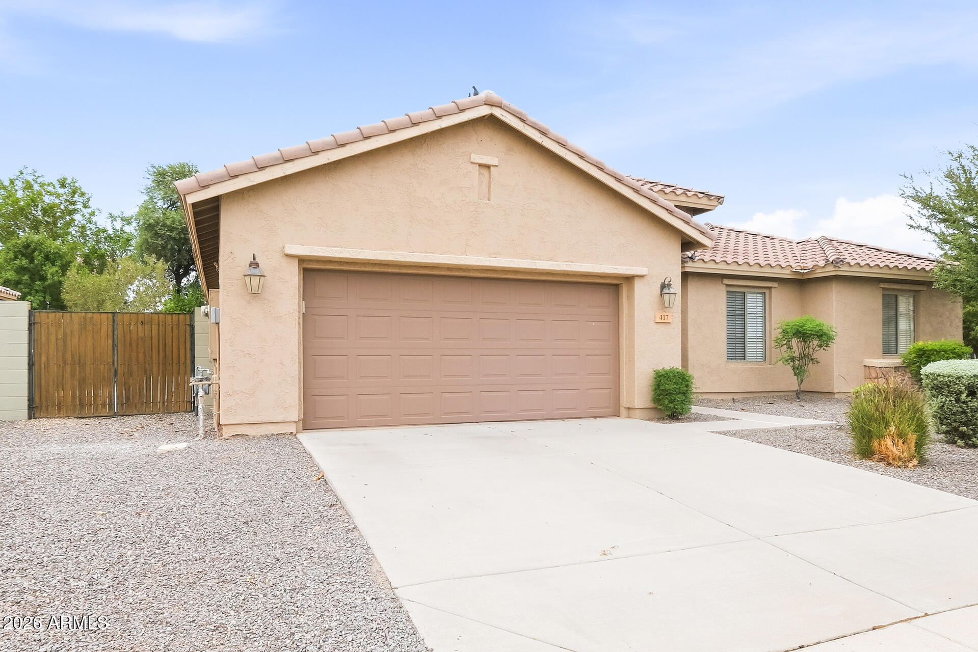 417 E Cactus Wren Drive — photo