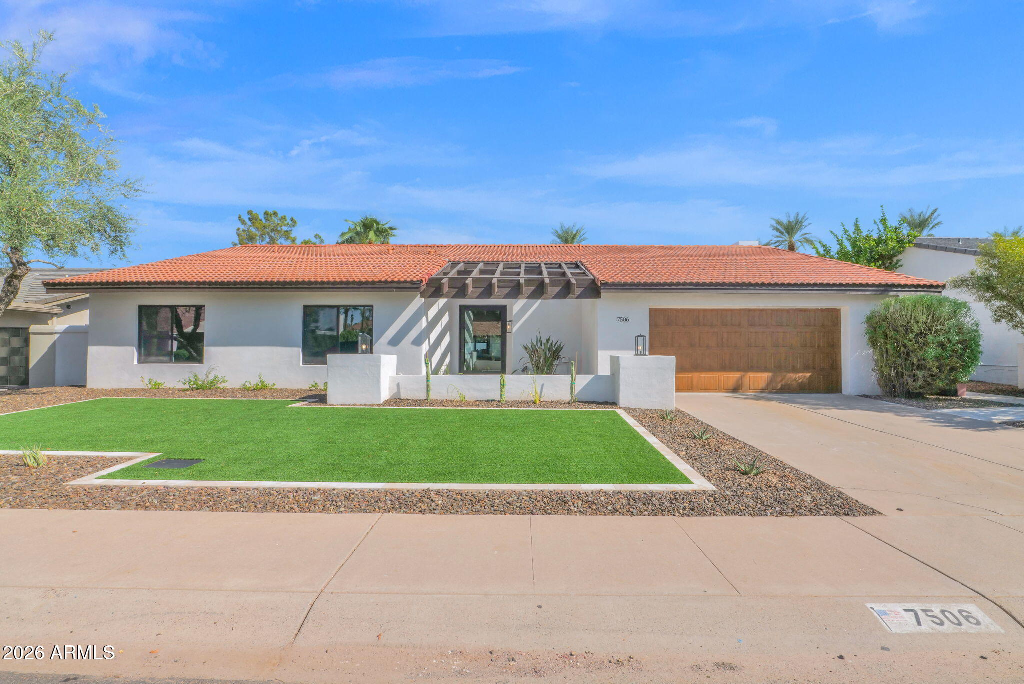 7506 E Woodsage Lane — photo
