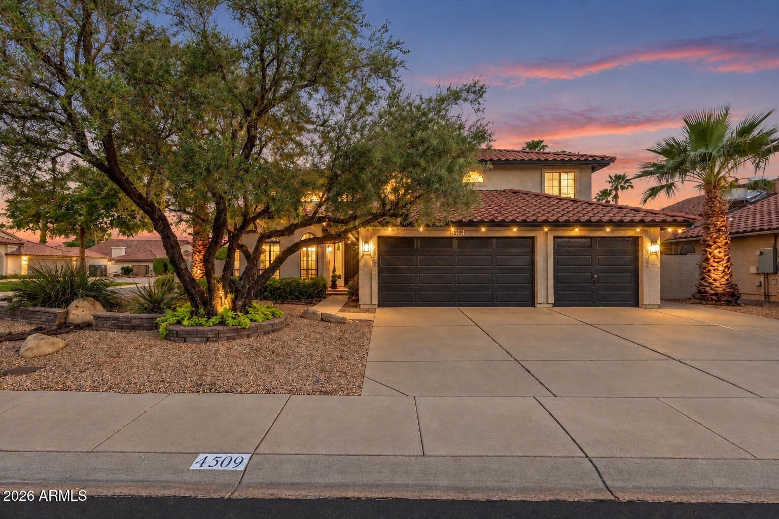 4509 E Janice Way — photo